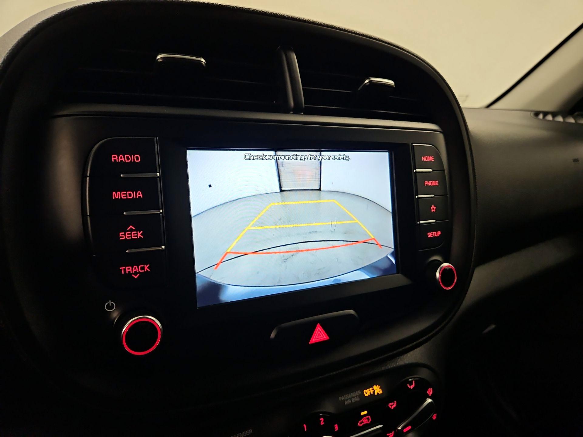 Thumbnail: 2020 Kia Soul - 14