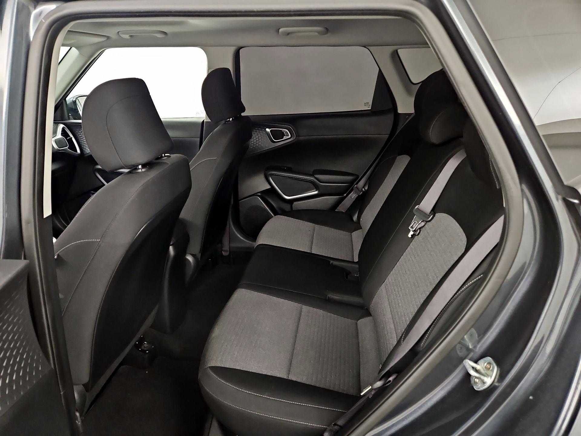 Thumbnail: 2020 Kia Soul - 20