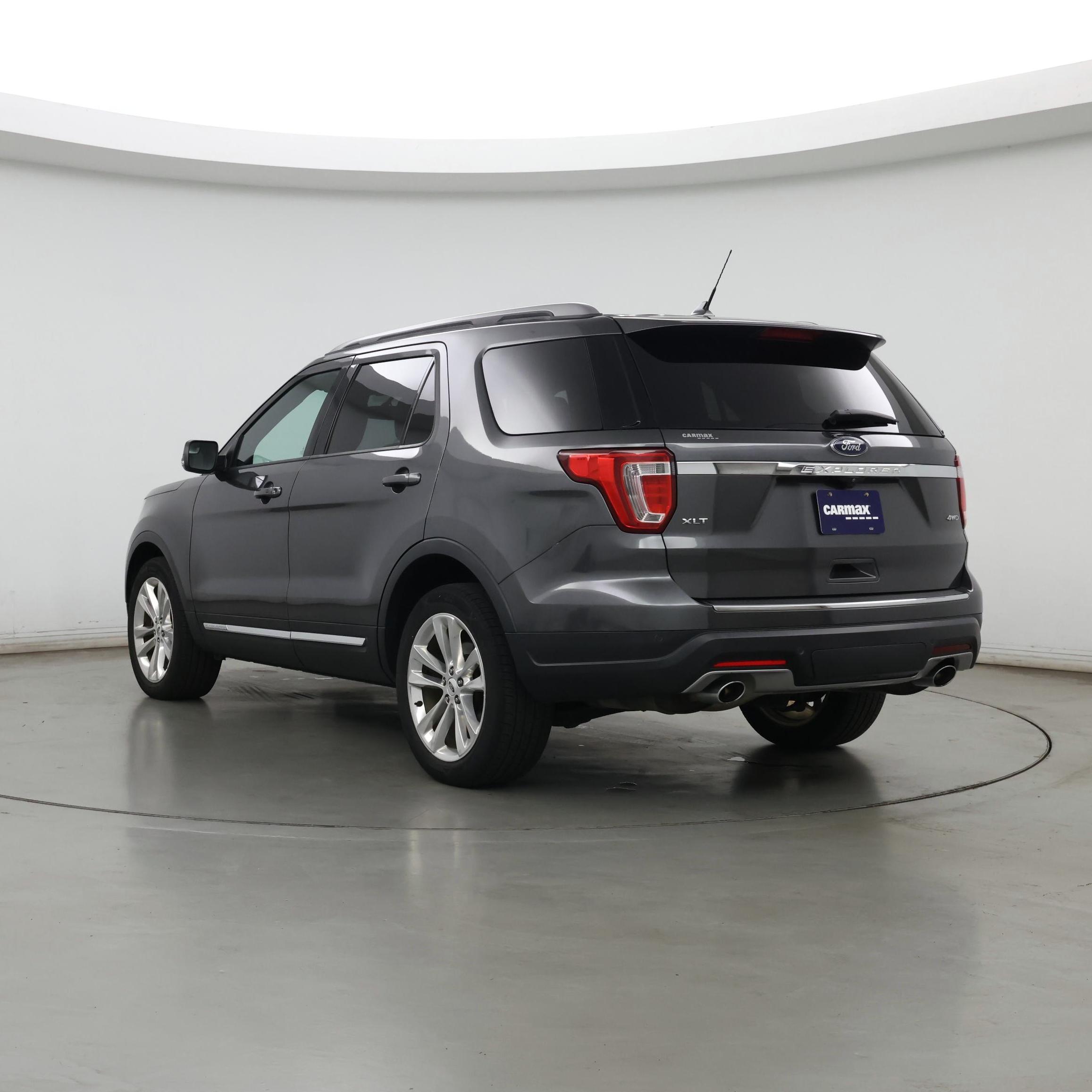 Thumbnail: 2017 Jeep Grand Cherokee - 2