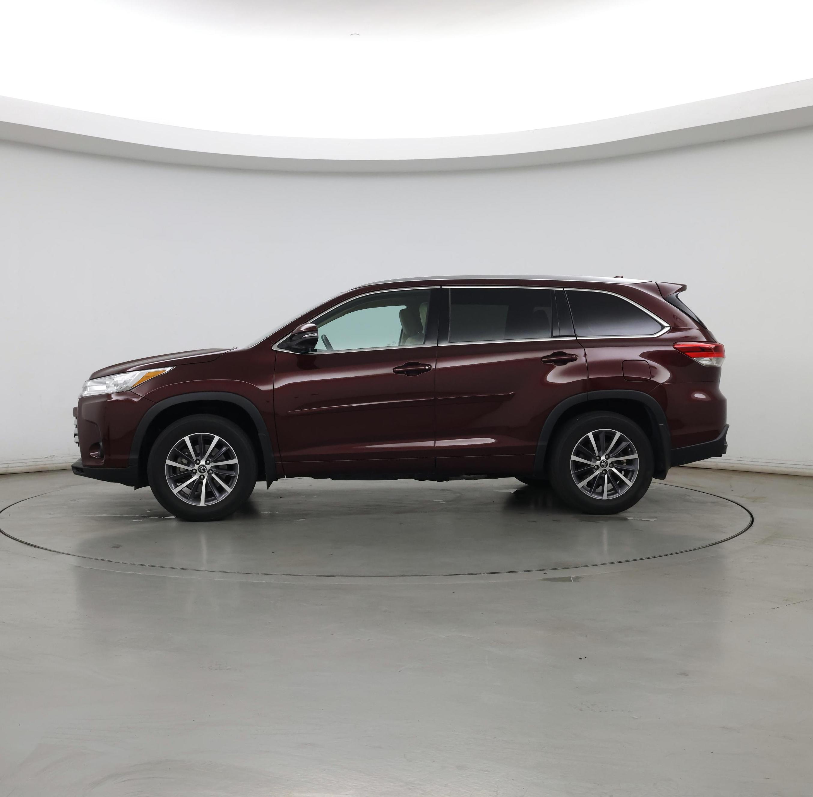 Thumbnail: 2018 Toyota Highlander - 3
