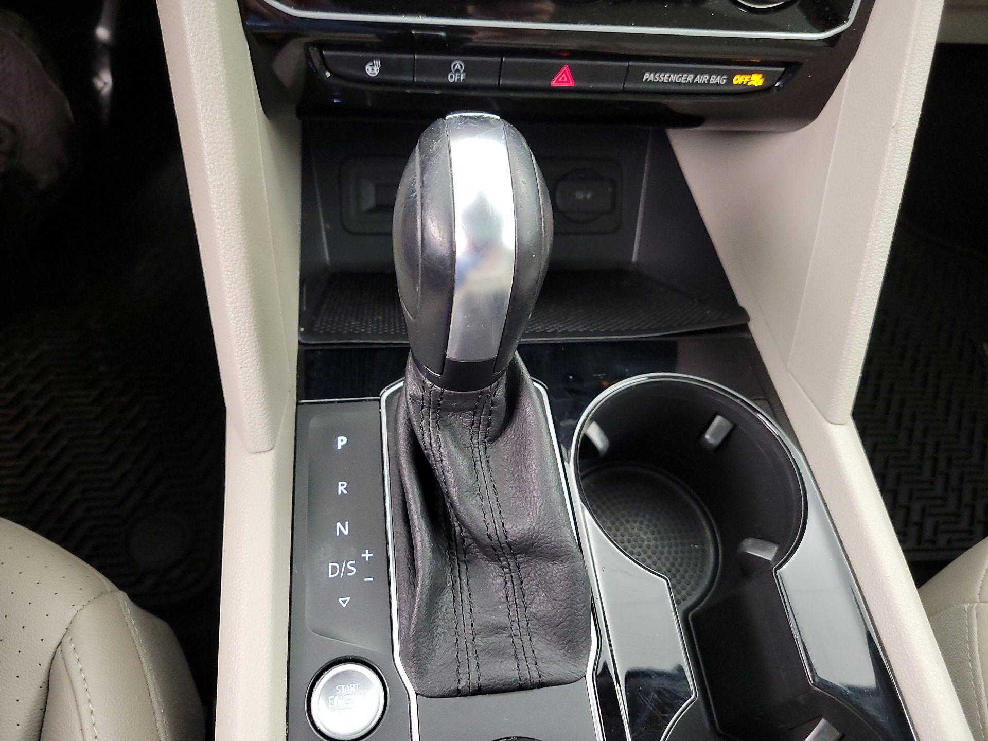 Thumbnail: 2020 Volkswagen Atlas - 18