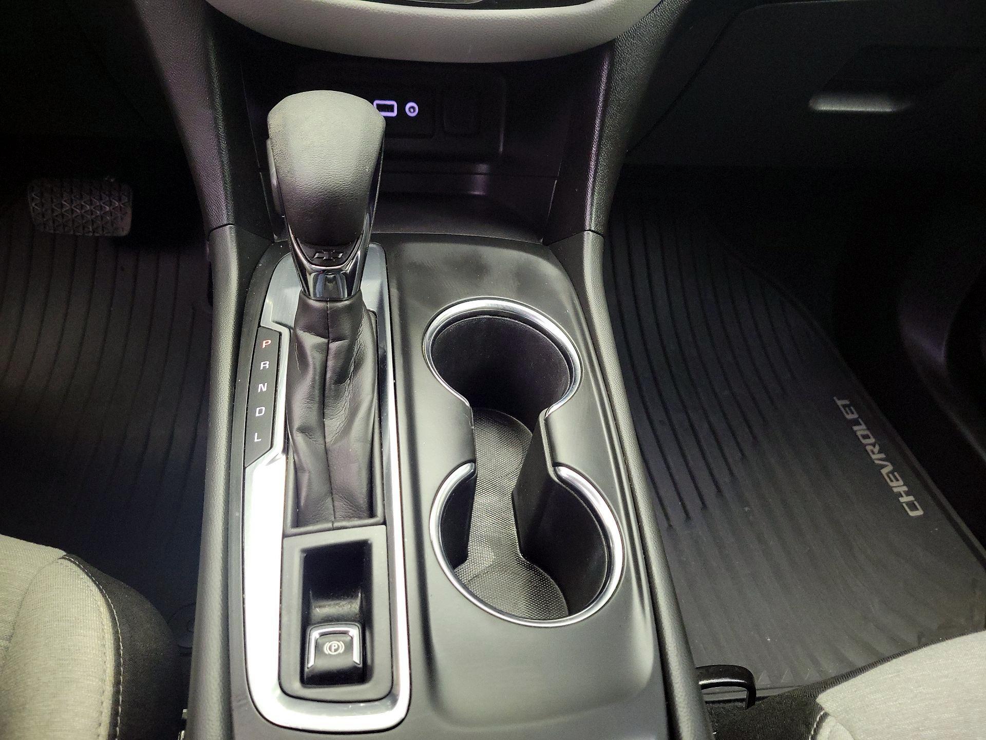 Thumbnail: 2023 Chevrolet Equinox - 17