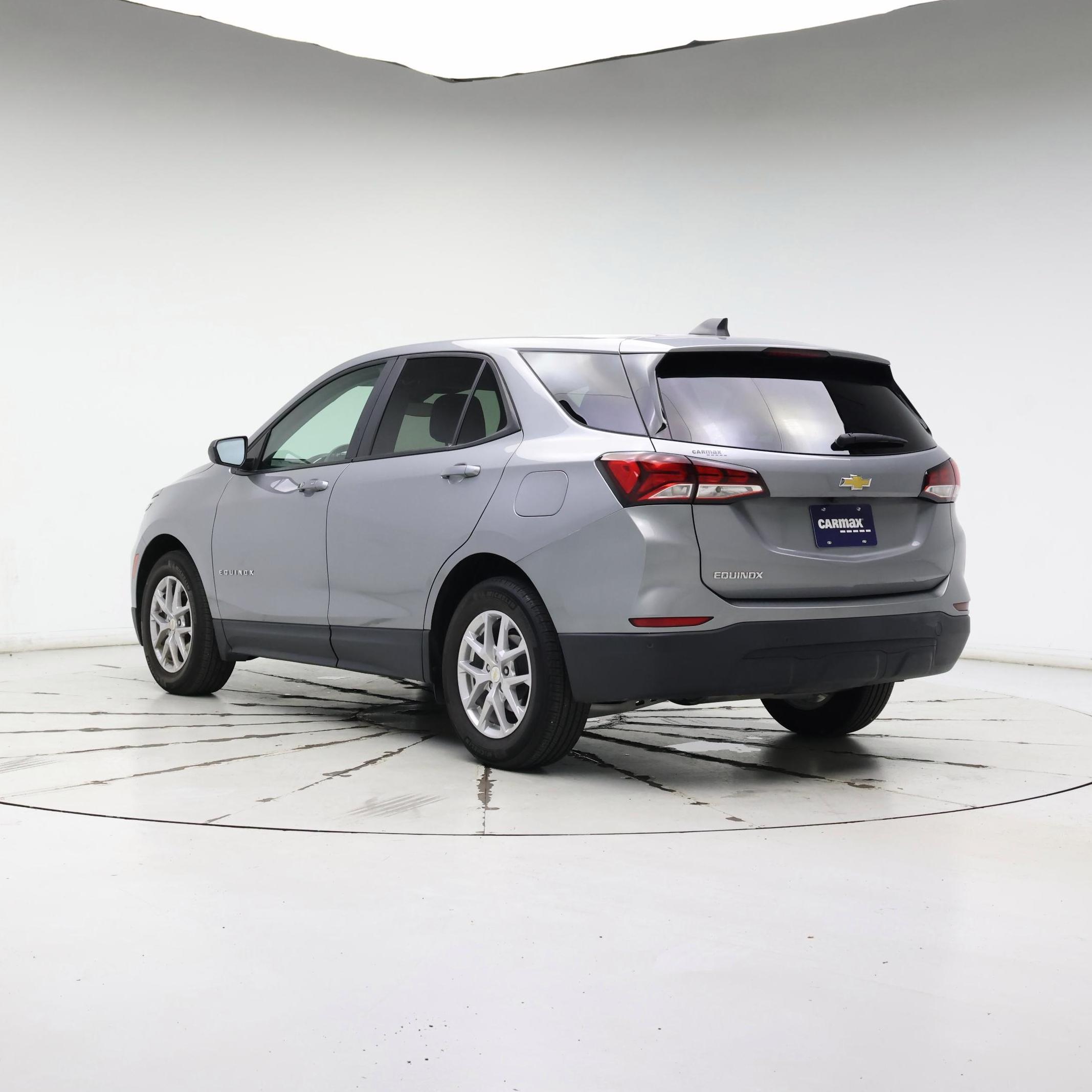 Thumbnail: 2023 Chevrolet Equinox - 2