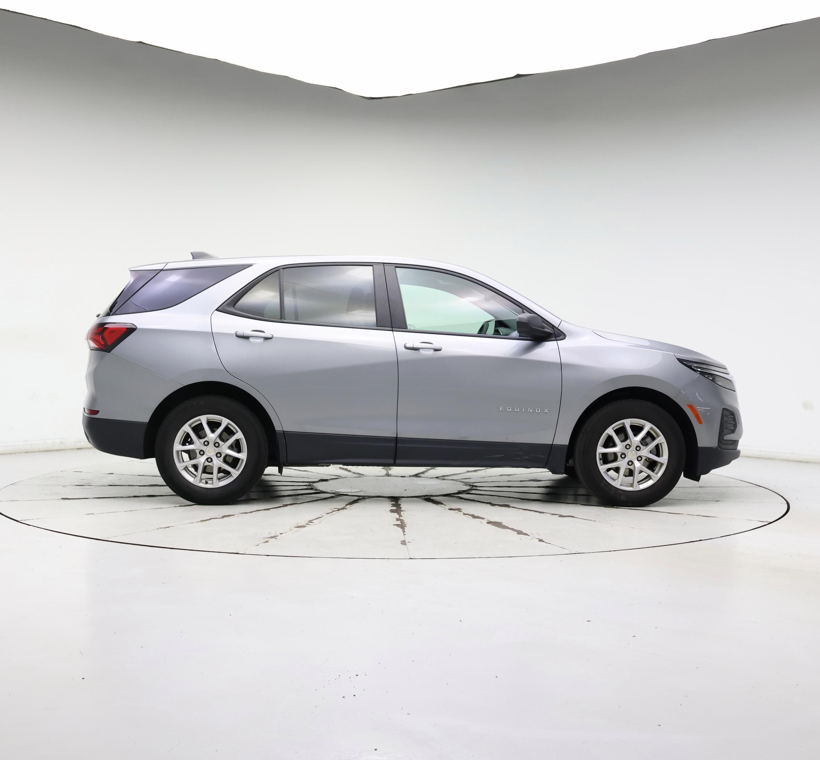Thumbnail: 2023 Chevrolet Equinox - 7