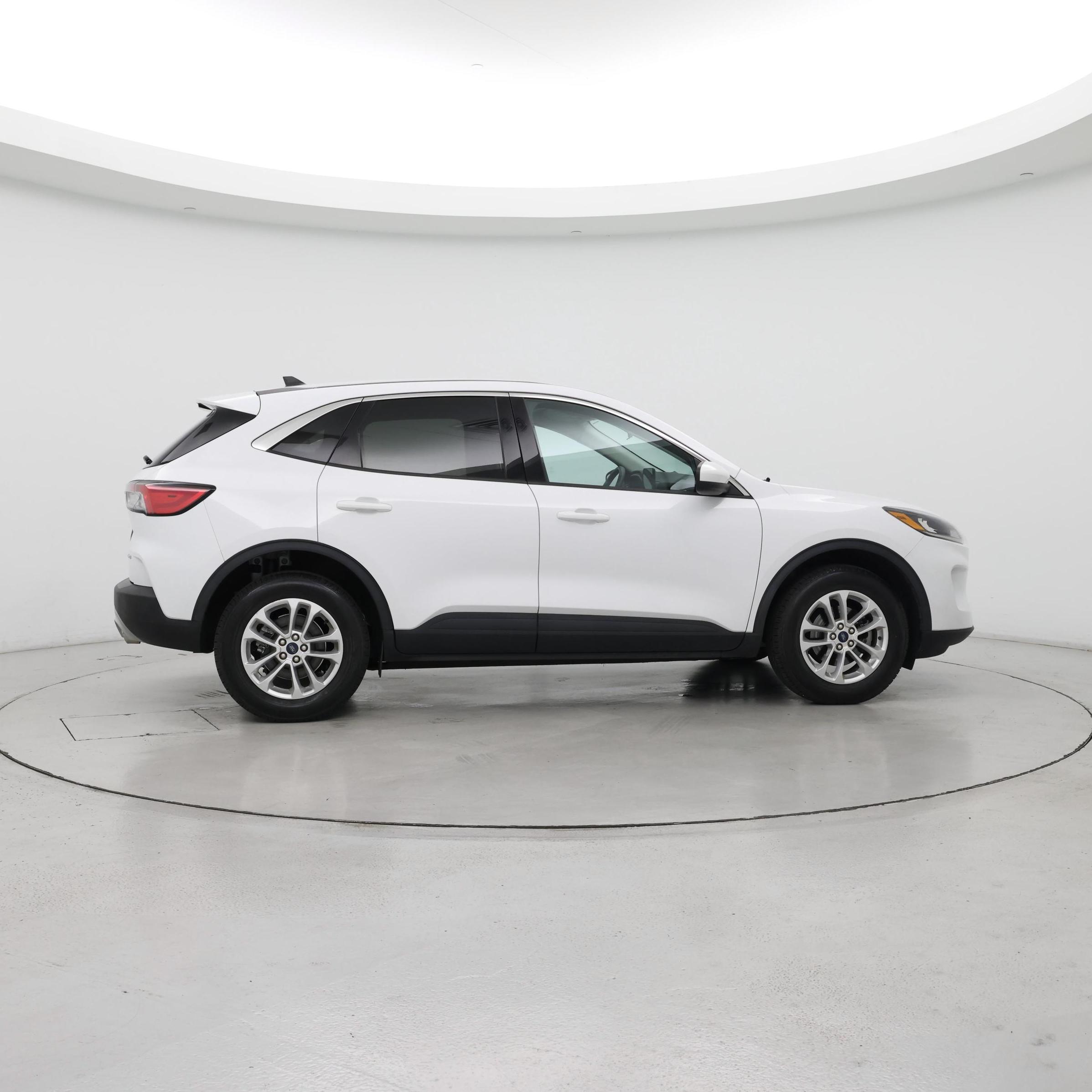 Thumbnail: 2021 Ford Escape - 7