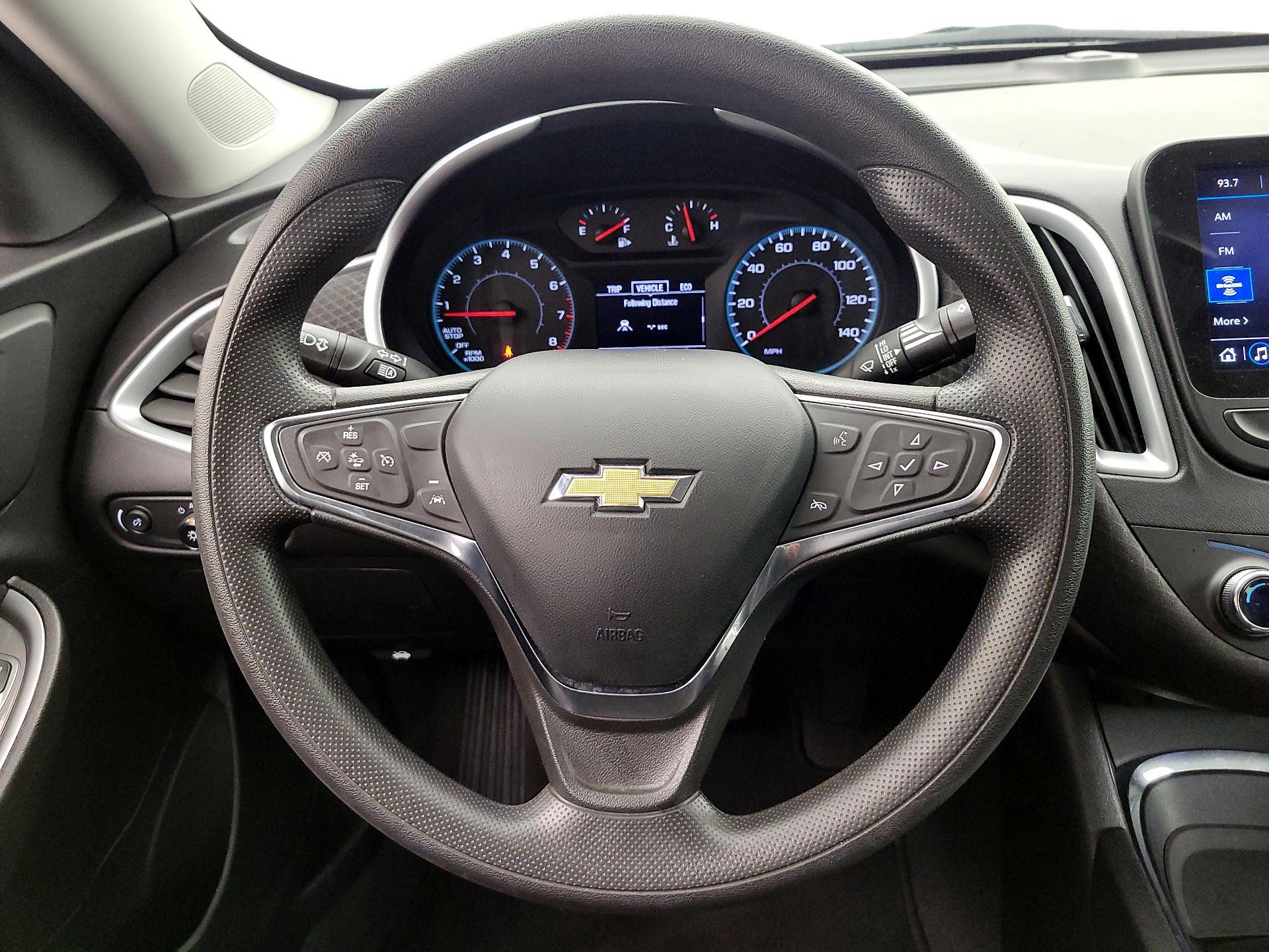 Thumbnail: 2023 Chevrolet Malibu - 10