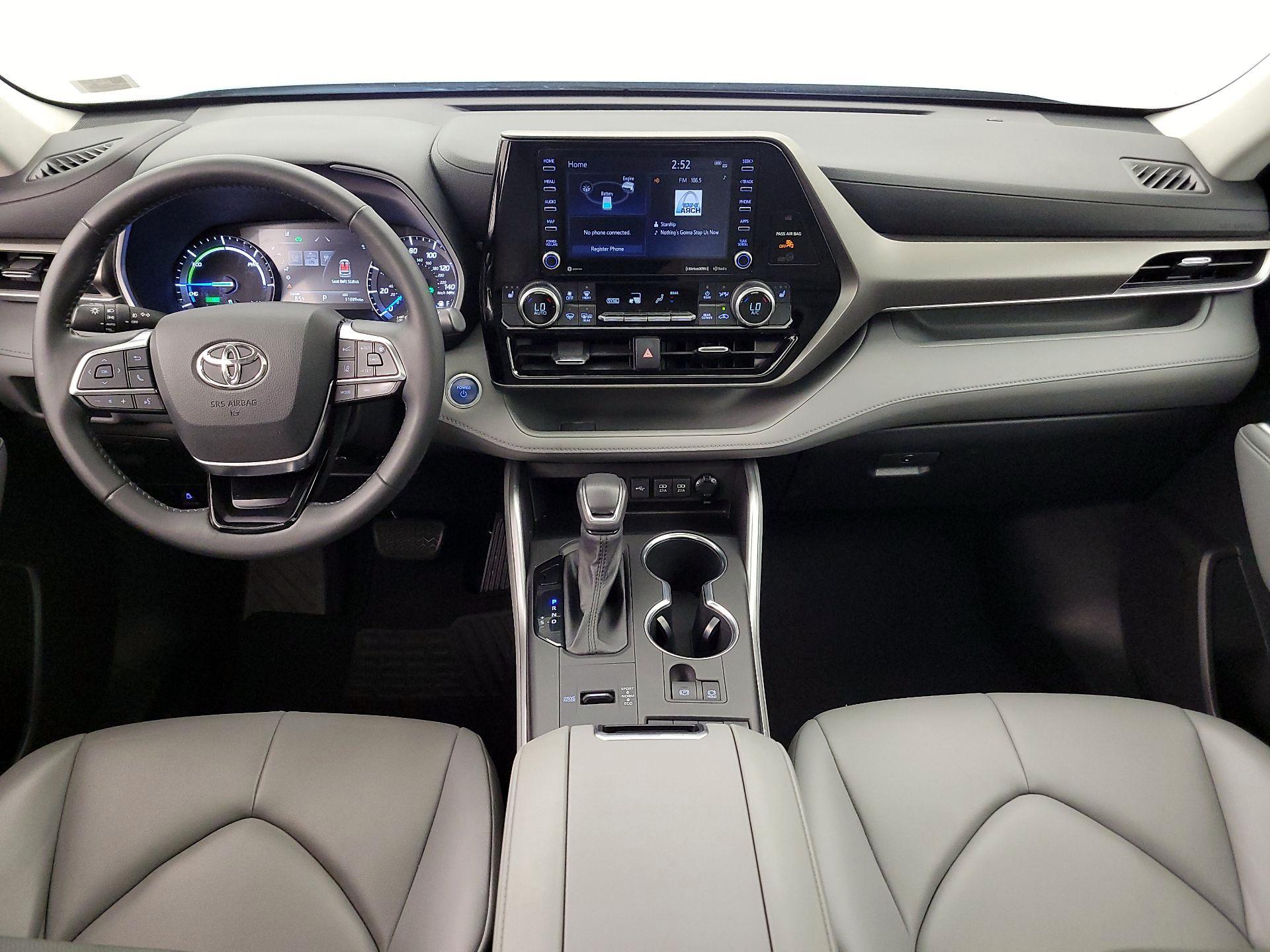 Thumbnail: 2021 Toyota Highlander - 9