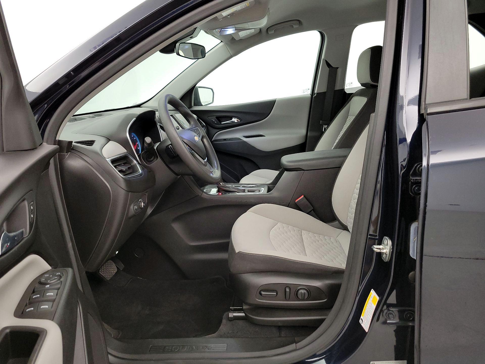 Thumbnail: 2021 Chevrolet Equinox - 11