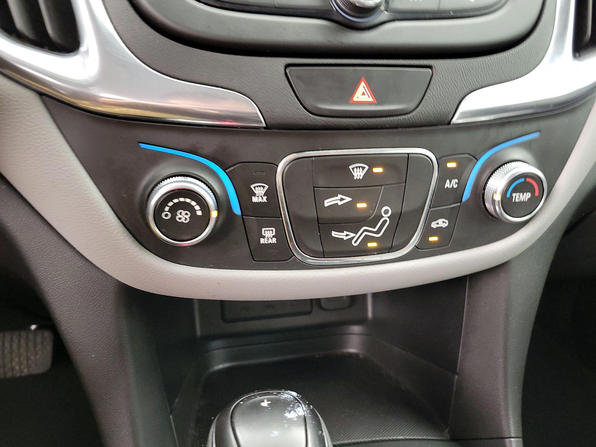 Thumbnail: 2021 Chevrolet Equinox - 16