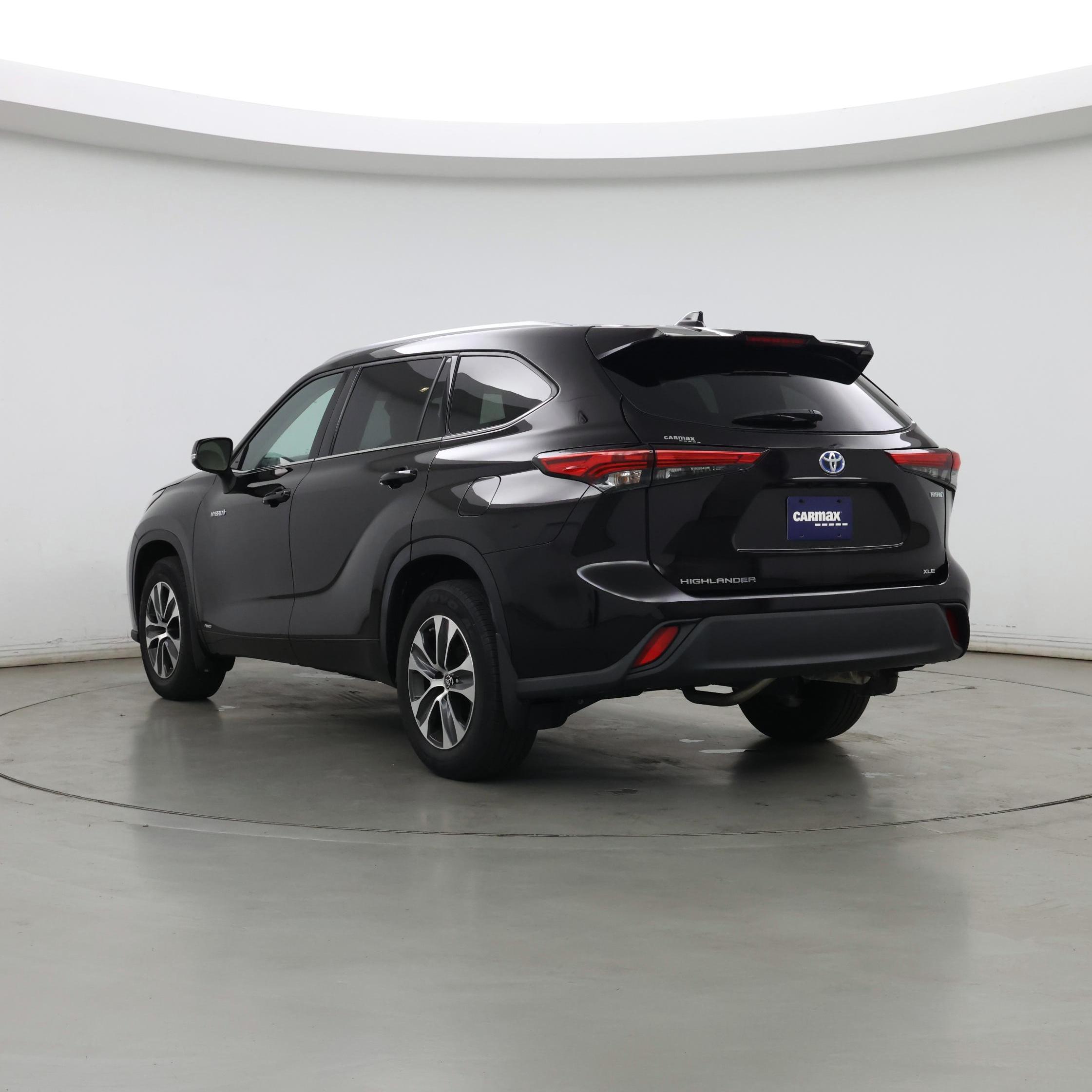 Thumbnail: 2021 Toyota Highlander - 2