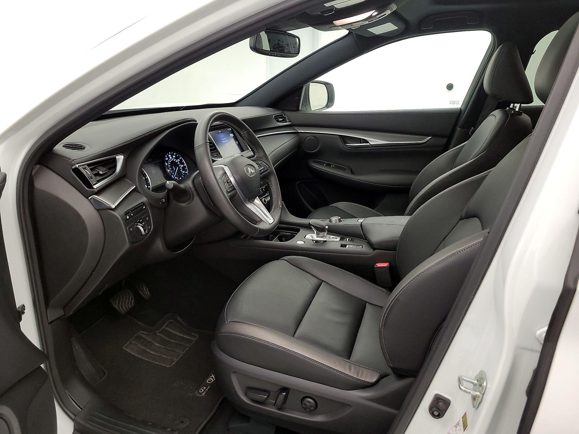 Thumbnail: 2023 INFINITI QX55 - 11