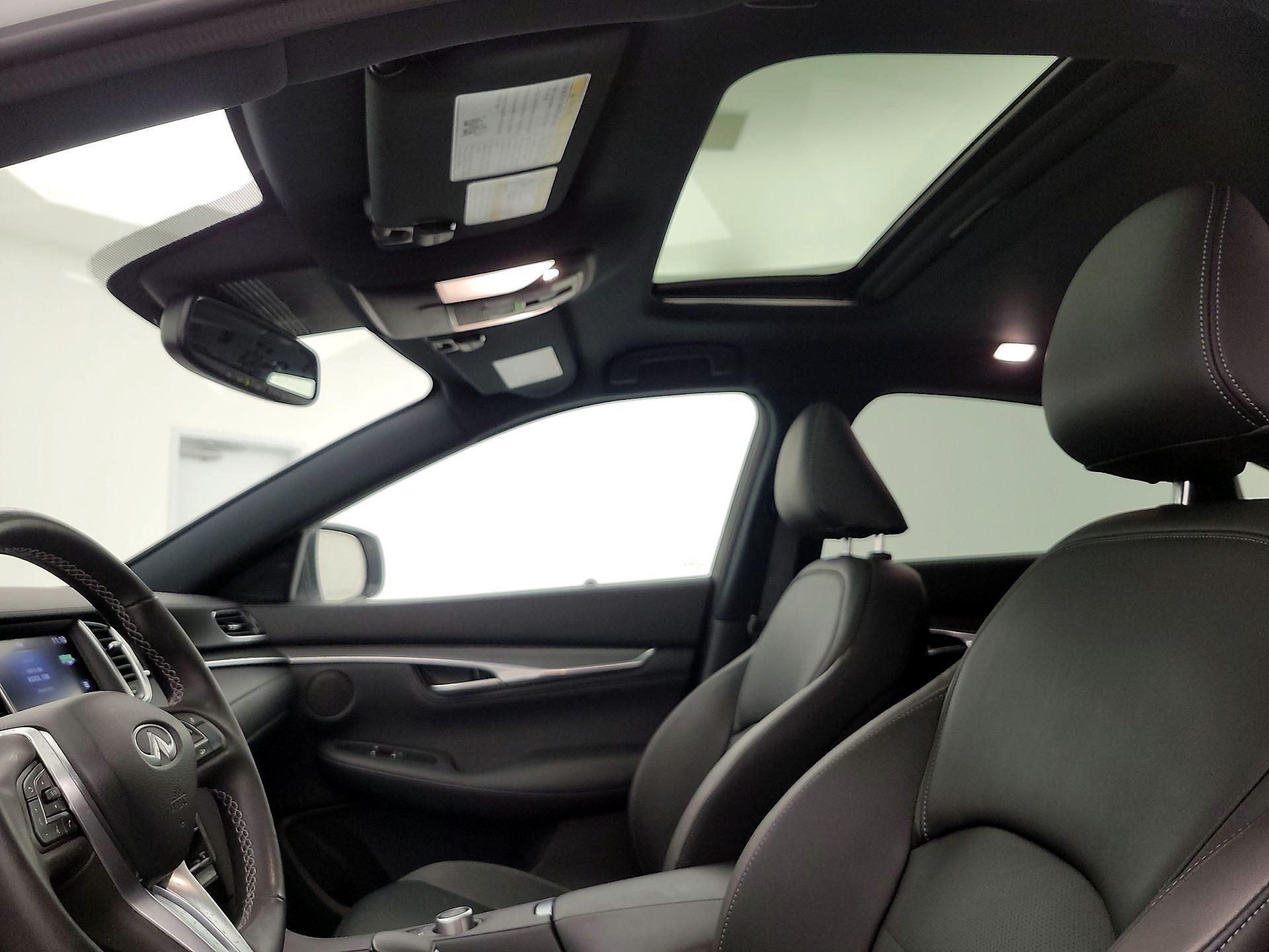 Thumbnail: 2023 INFINITI QX55 - 19