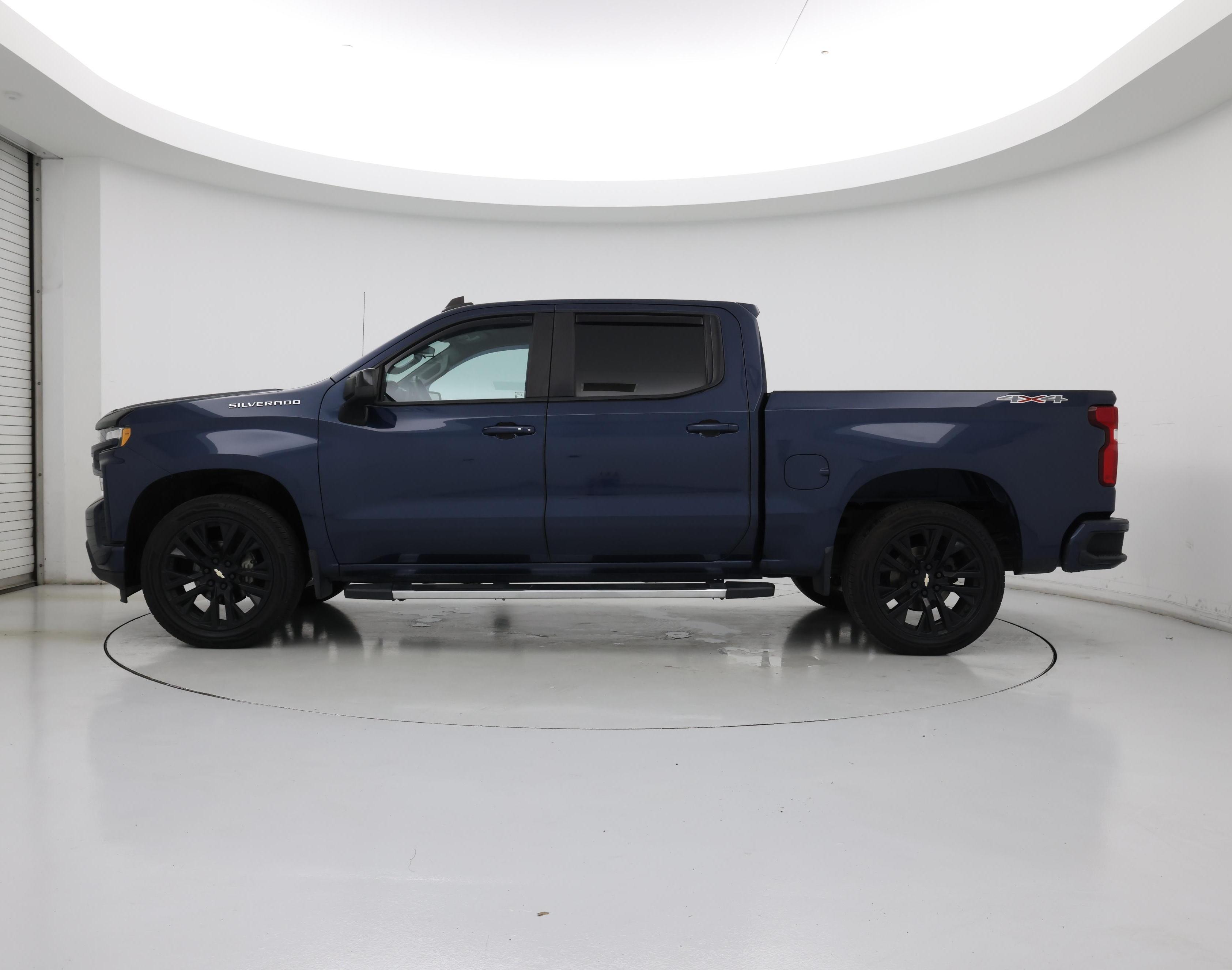 Thumbnail: 2020 Chevrolet Silverado 1500 - 3