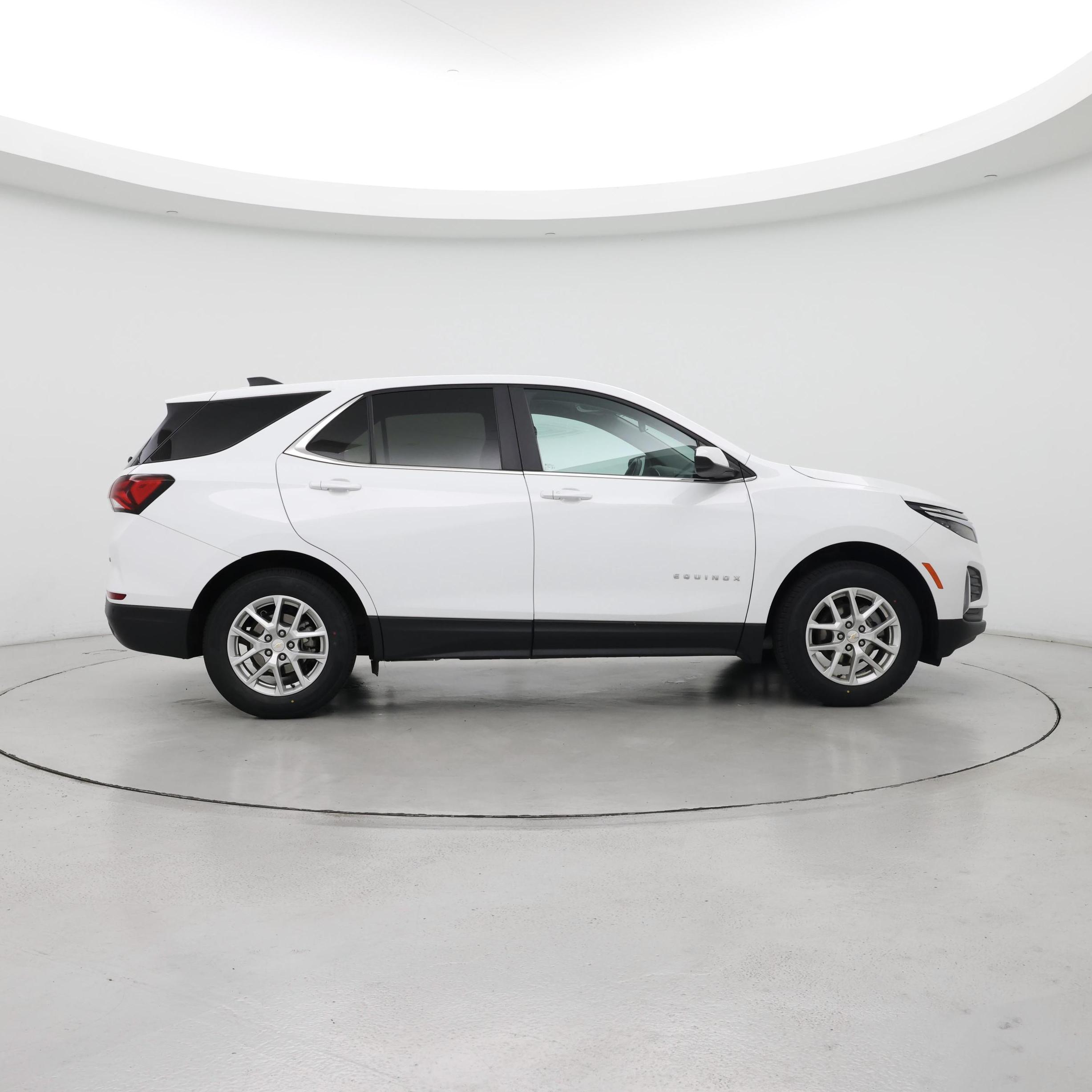 Thumbnail: 2023 Chevrolet Equinox - 7