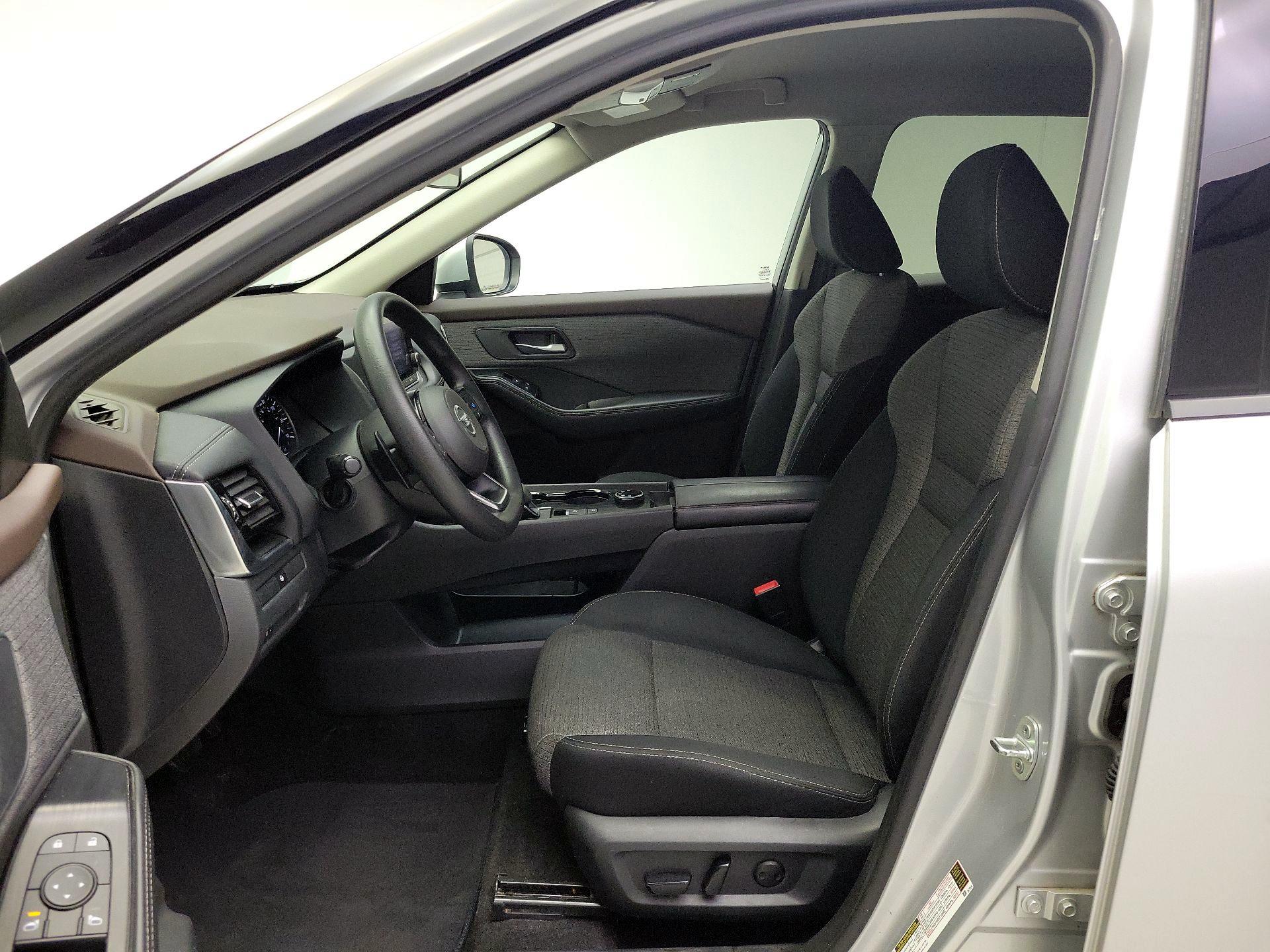 Thumbnail: 2021 Nissan Rogue - 11