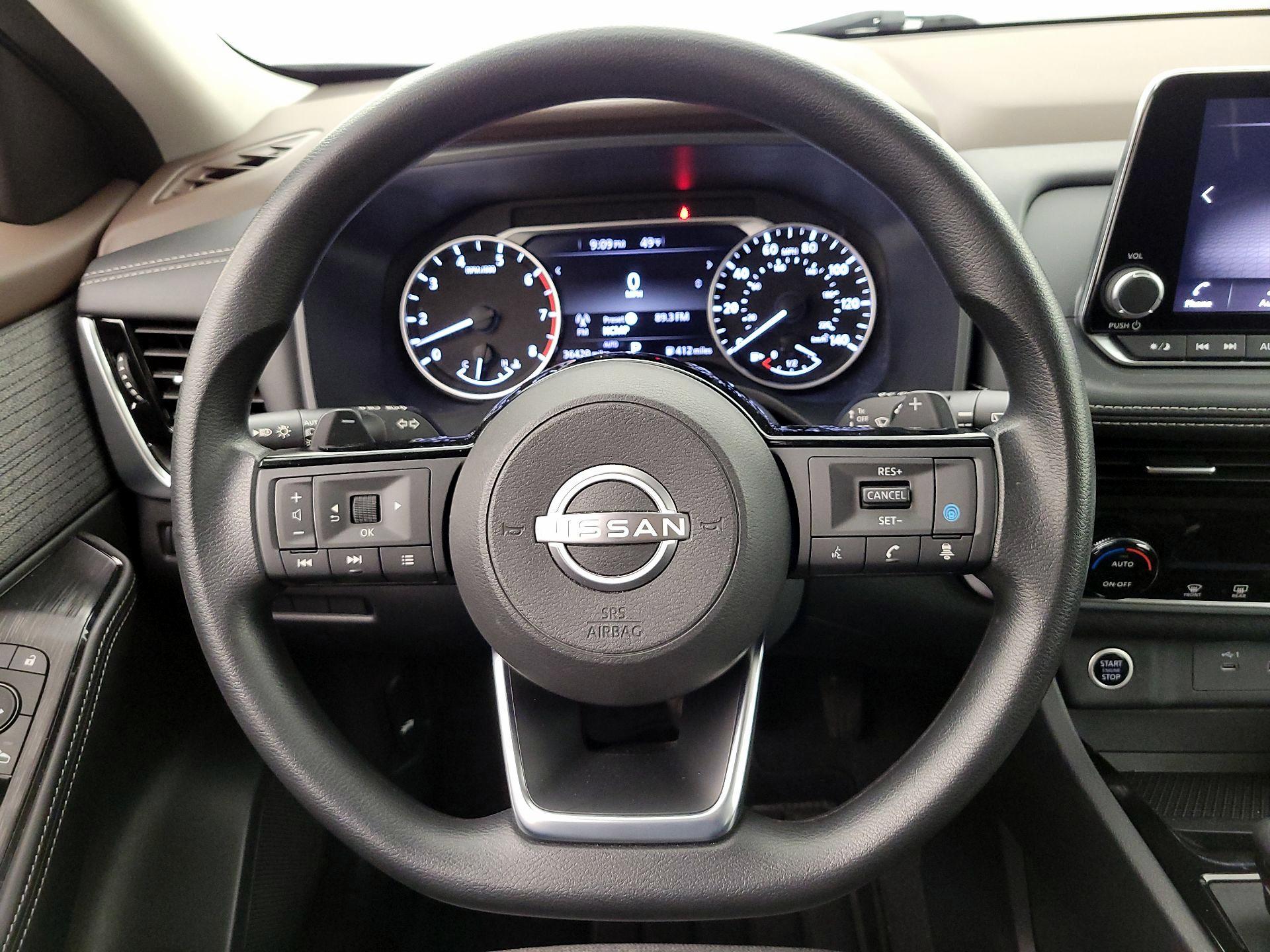 Thumbnail: 2022 Nissan Rogue - 10