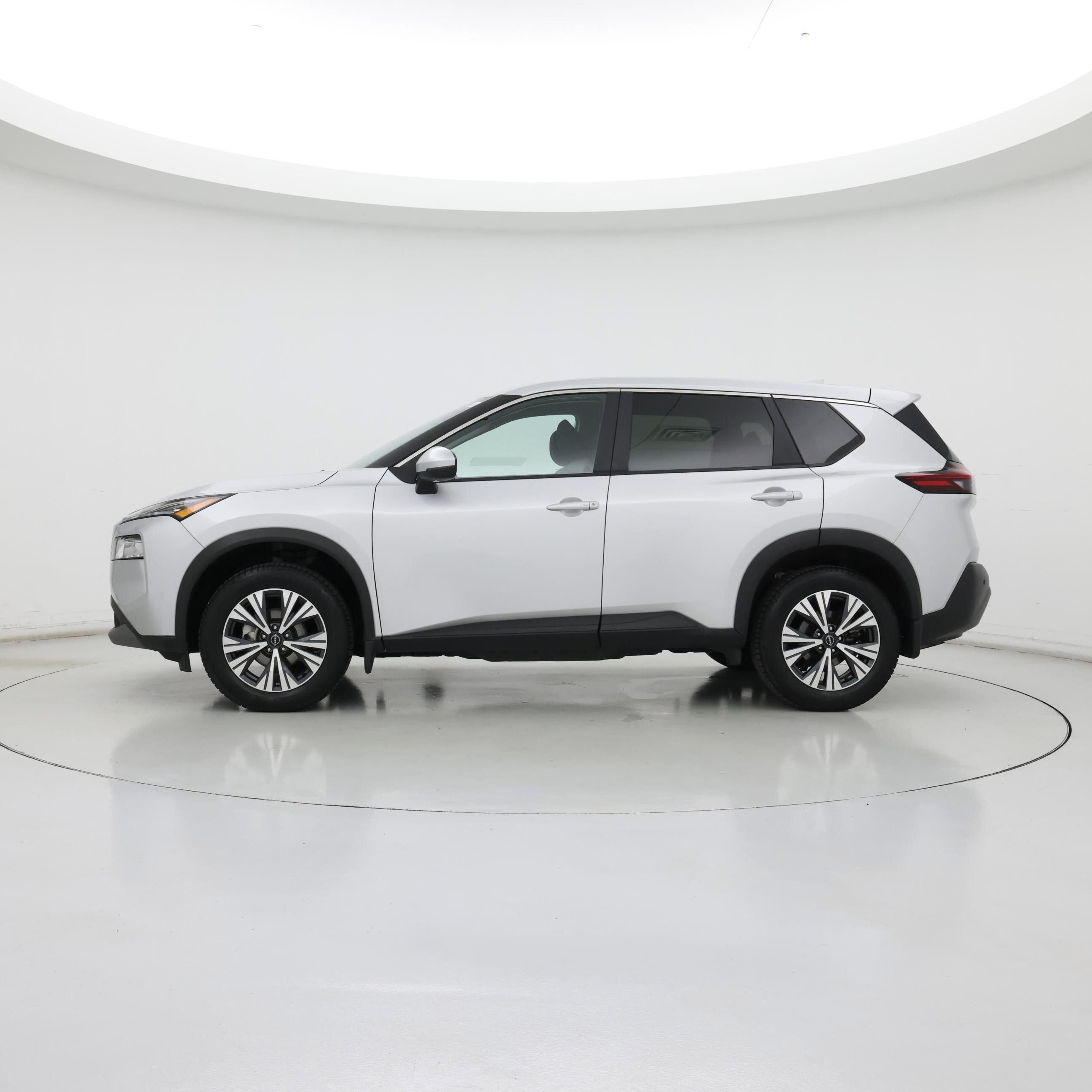 Thumbnail: 2022 Nissan Rogue - 3