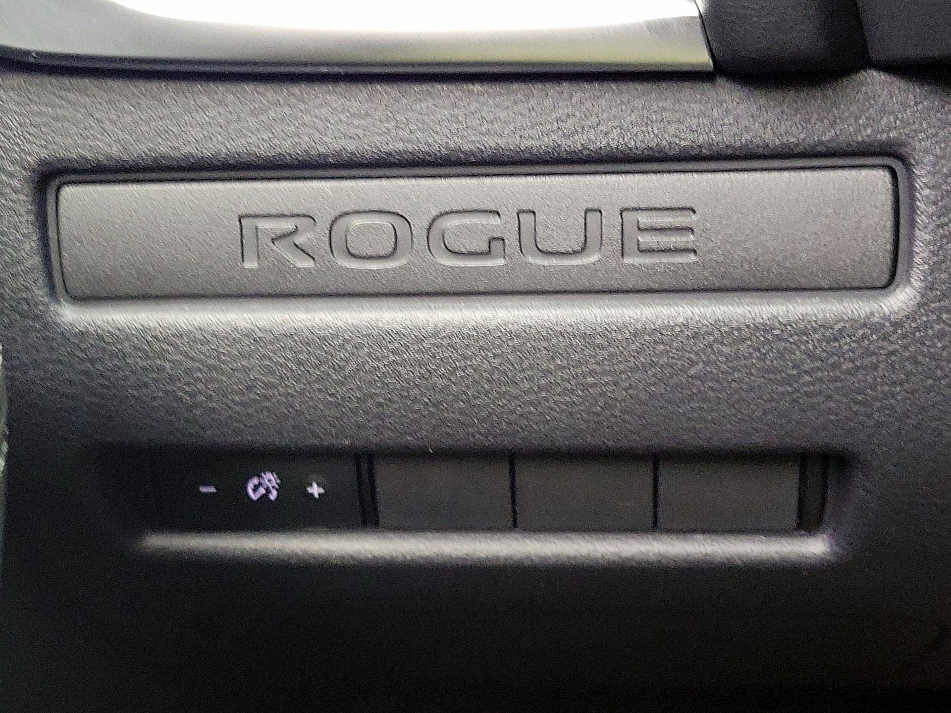 Thumbnail: 2022 Nissan Rogue - 13