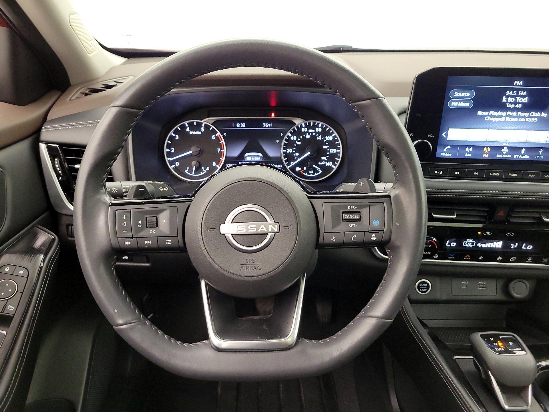 Thumbnail: 2023 Nissan Rogue - 10