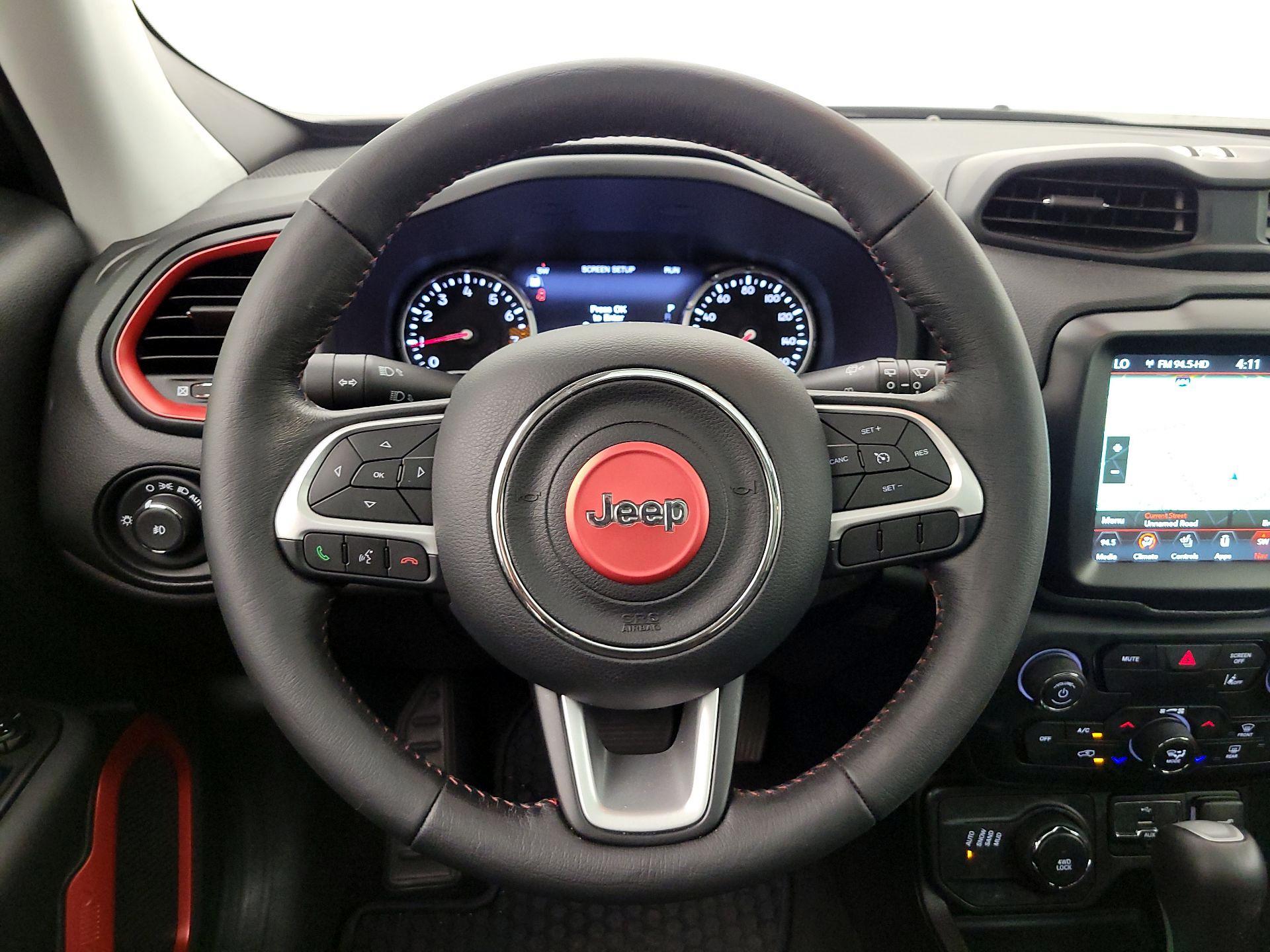 Thumbnail: 2023 Jeep Renegade - 10