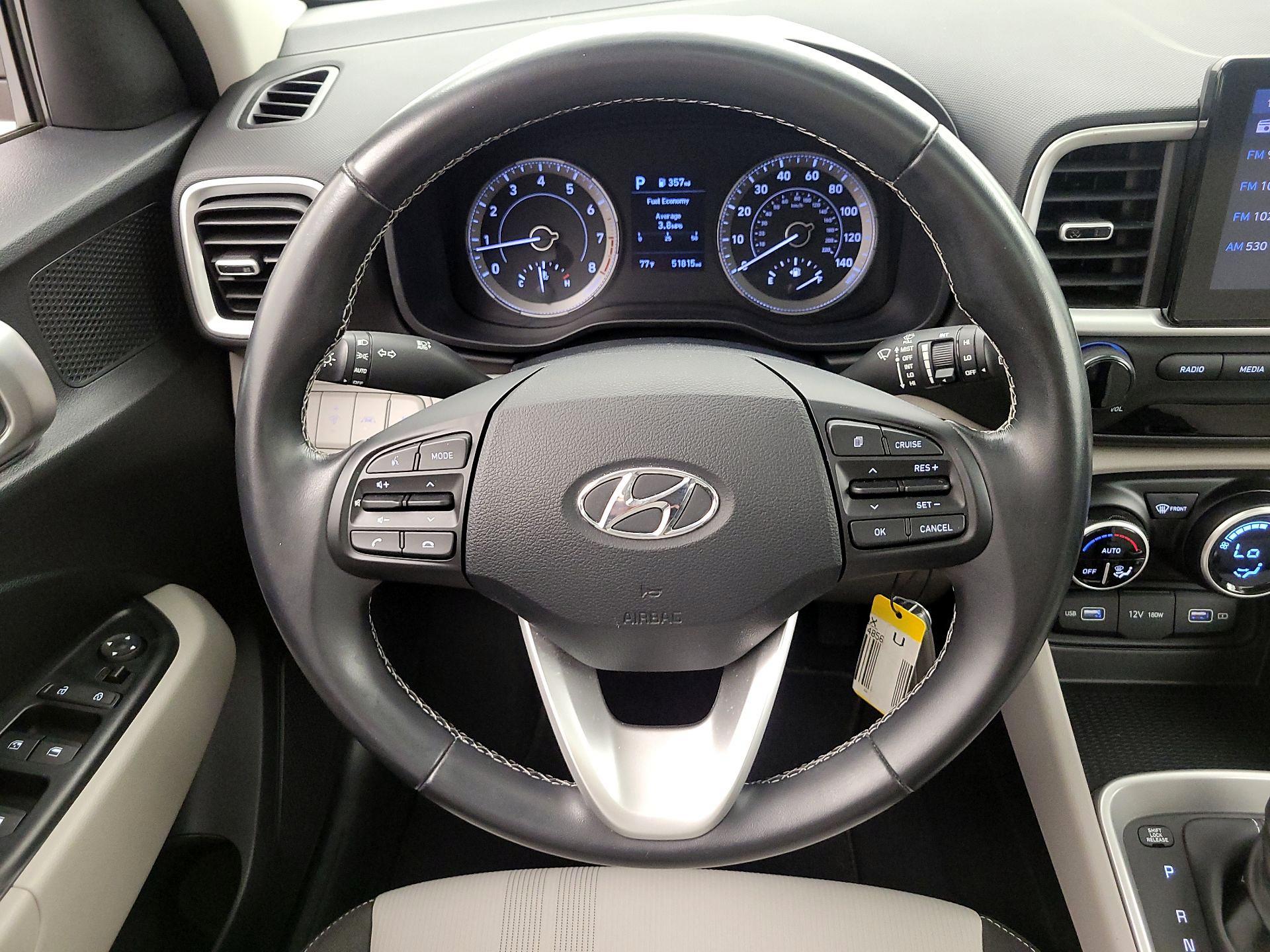 Thumbnail: 2022 Hyundai Venue - 10