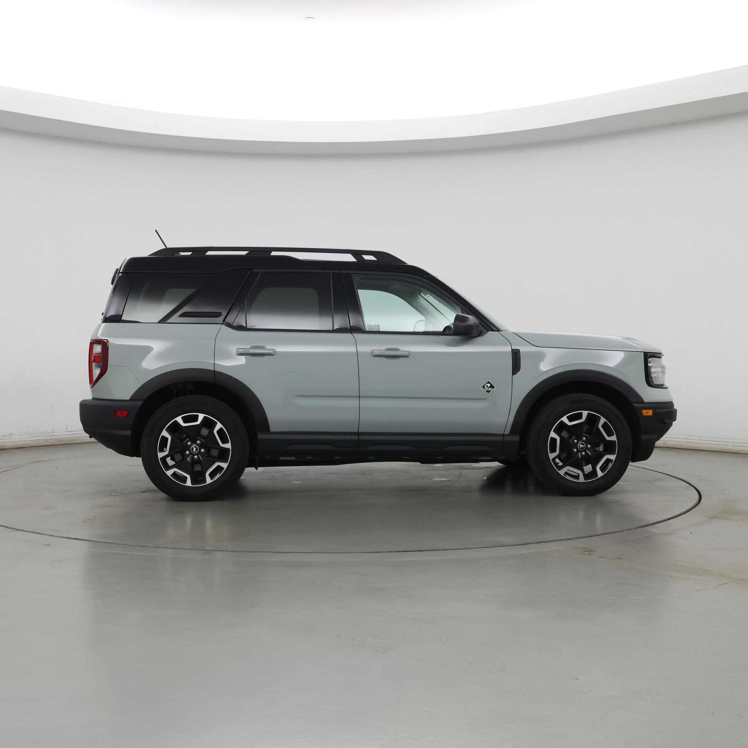 Thumbnail: 2022 Ford Bronco Sport - 7