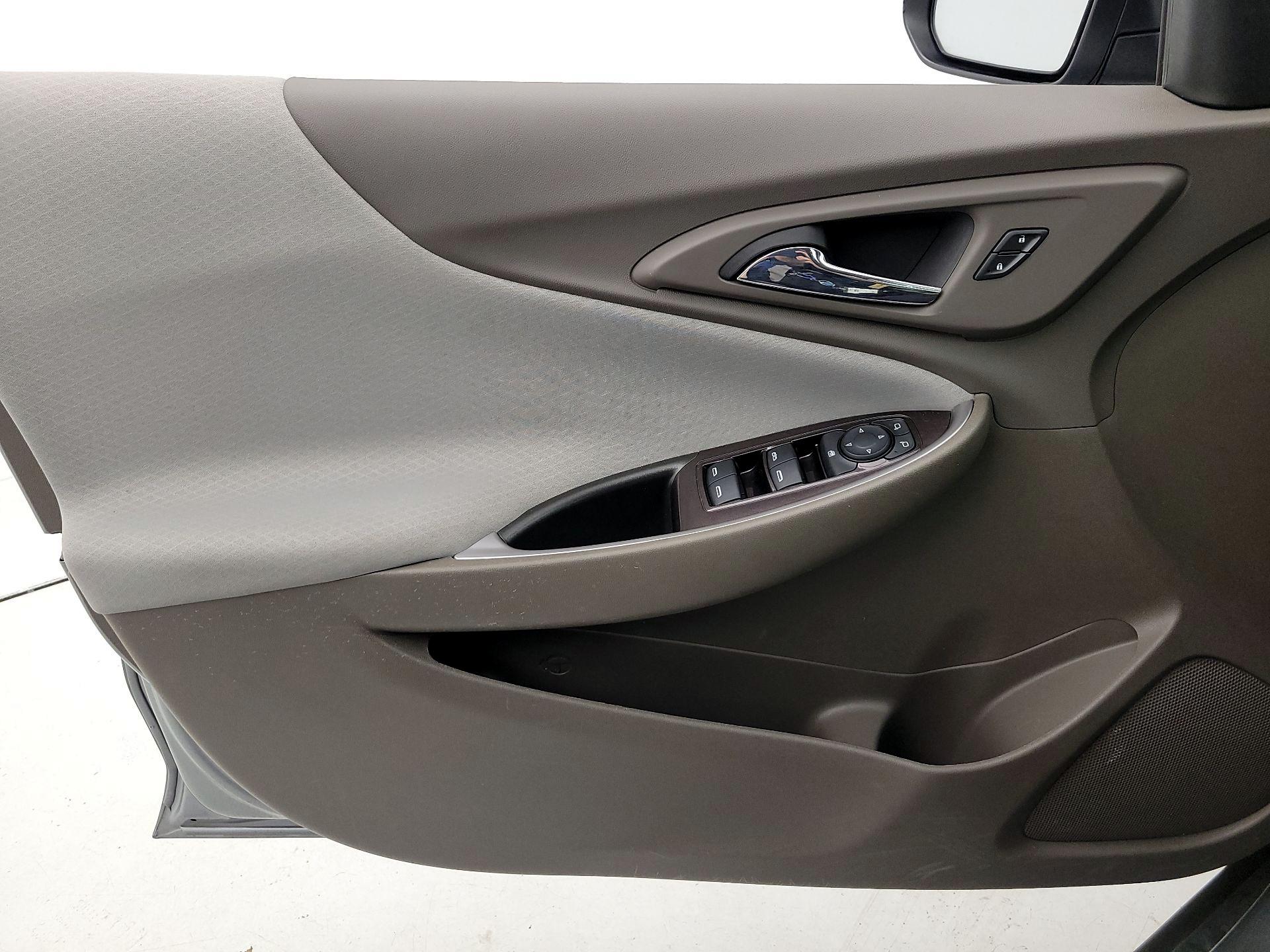 Thumbnail: 2023 Chevrolet Malibu - 12