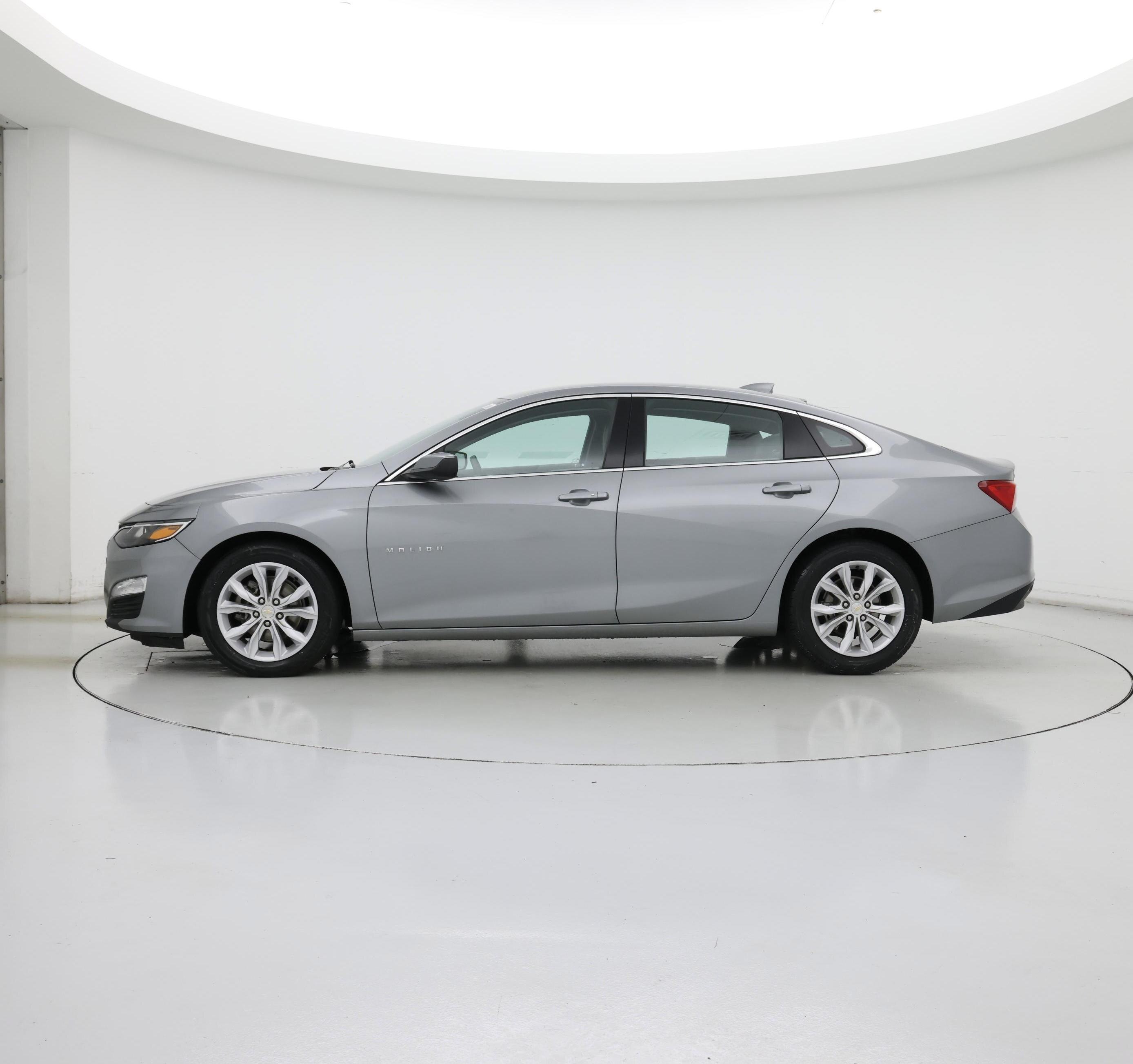 Thumbnail: 2023 Chevrolet Malibu - 3