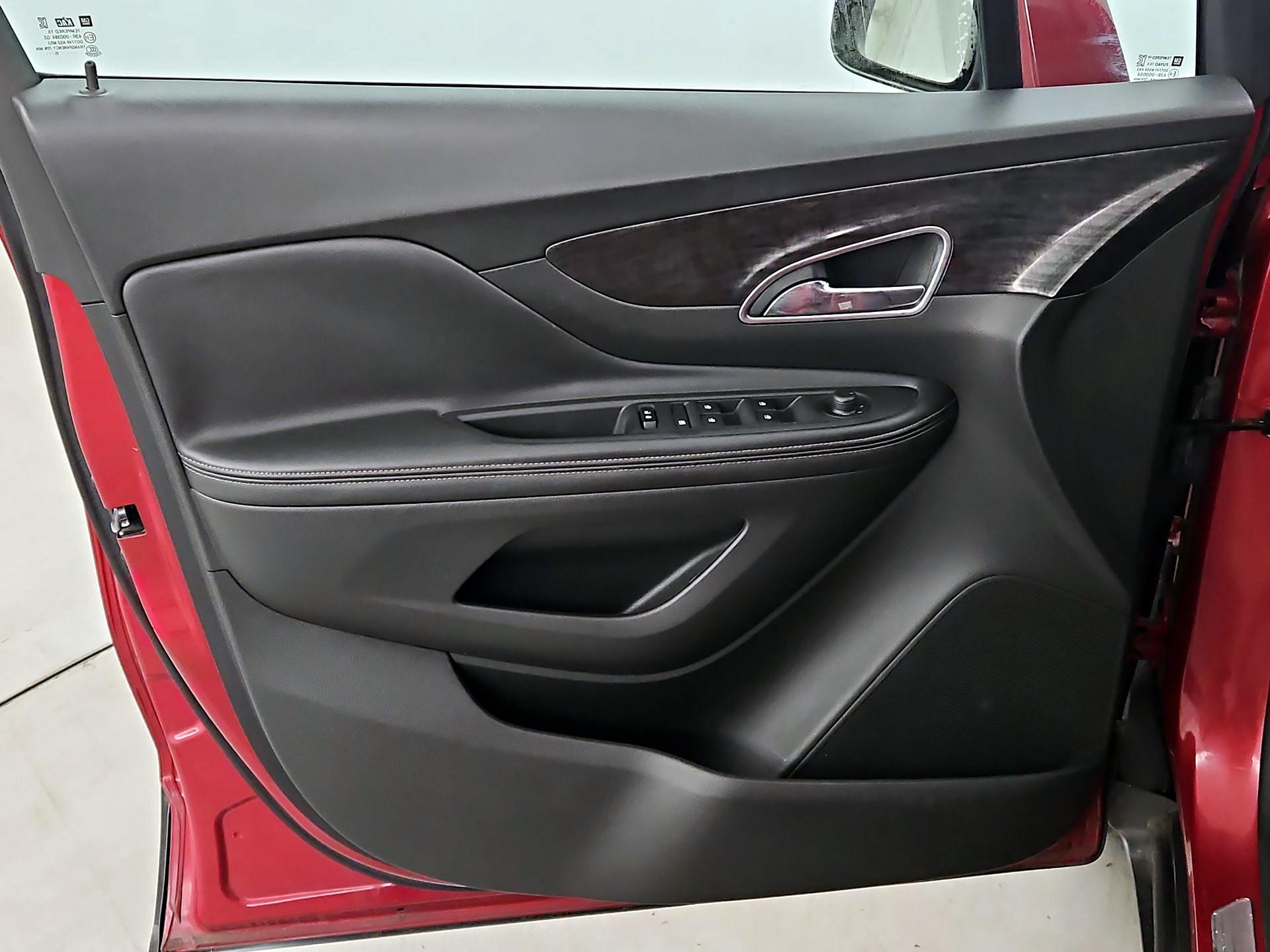 Thumbnail: 2015 Buick Encore - 12