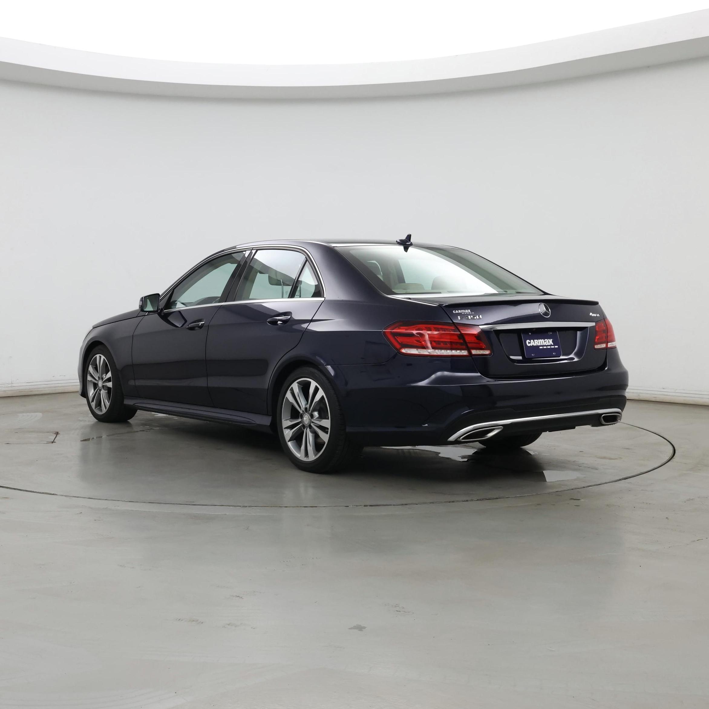 Thumbnail: 2016 Mercedes-Benz E-Class - 2