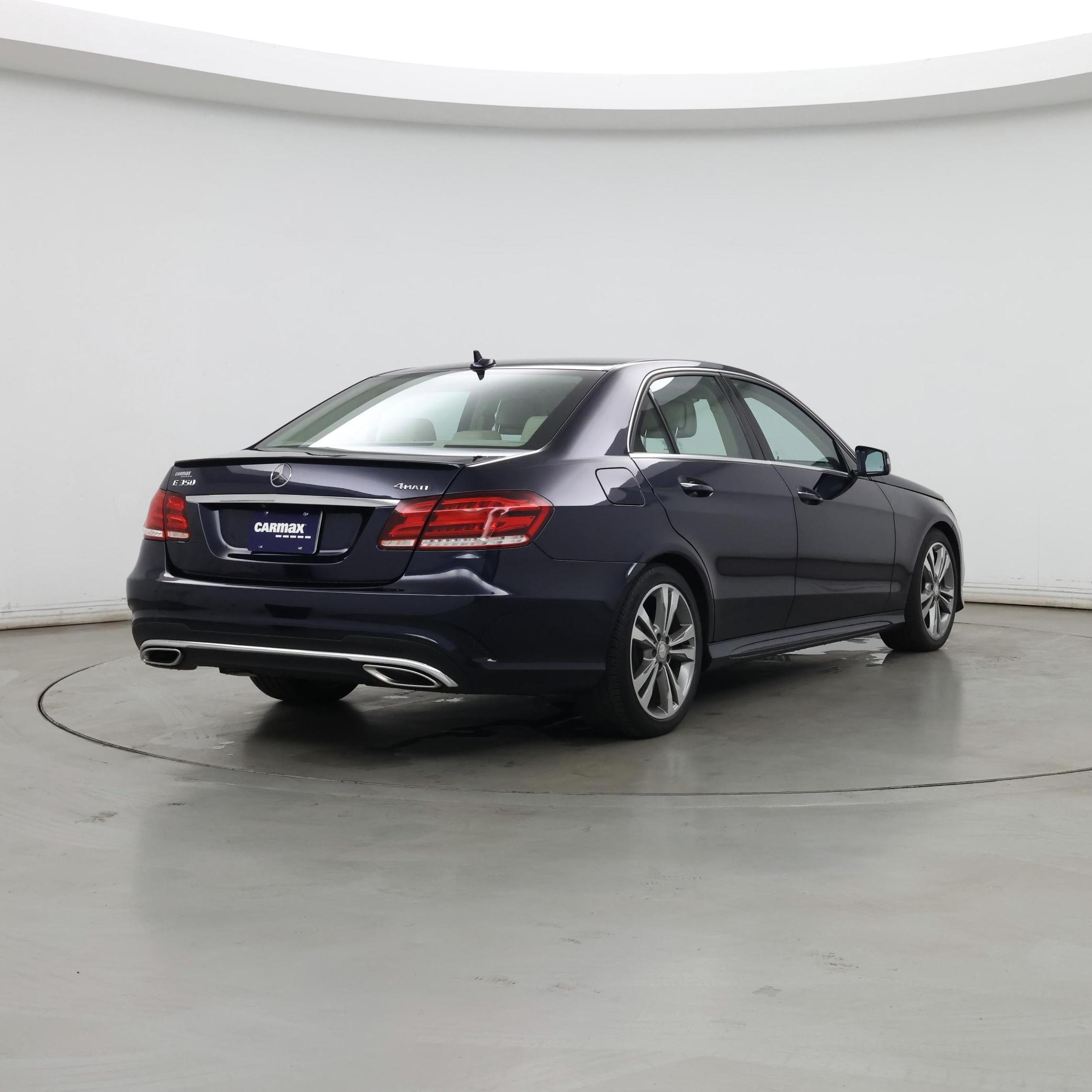 Thumbnail: 2016 Mercedes-Benz E-Class - 8