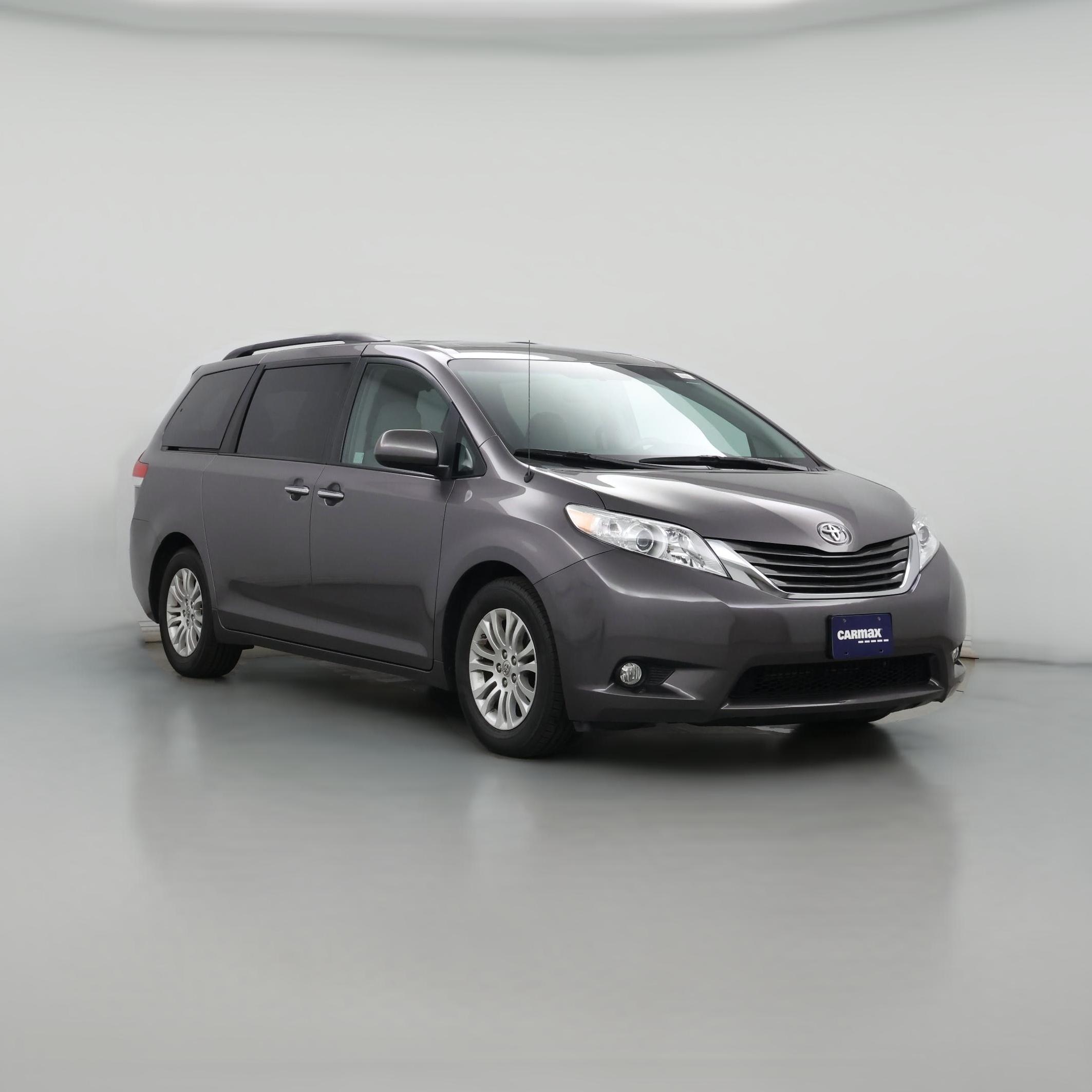 Thumbnail: 2014 Toyota Sienna - 1
