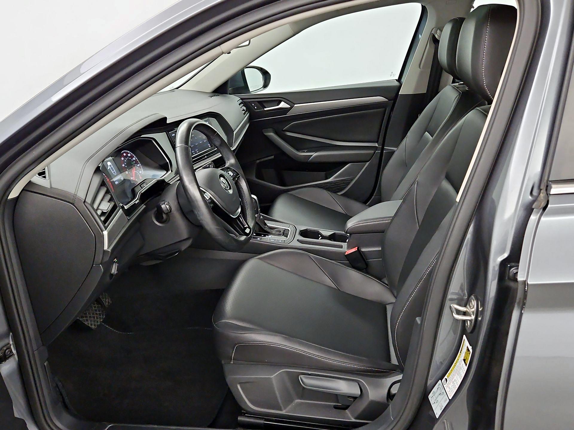 Thumbnail: 2019 Volkswagen Jetta - 11