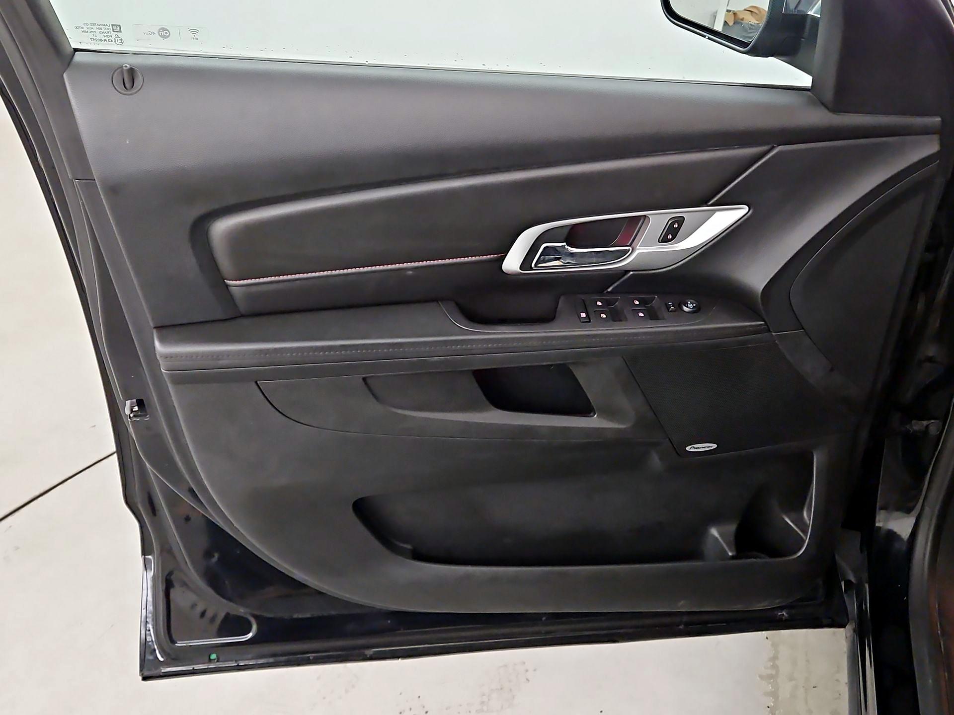 Thumbnail: 2017 GMC Terrain - 12