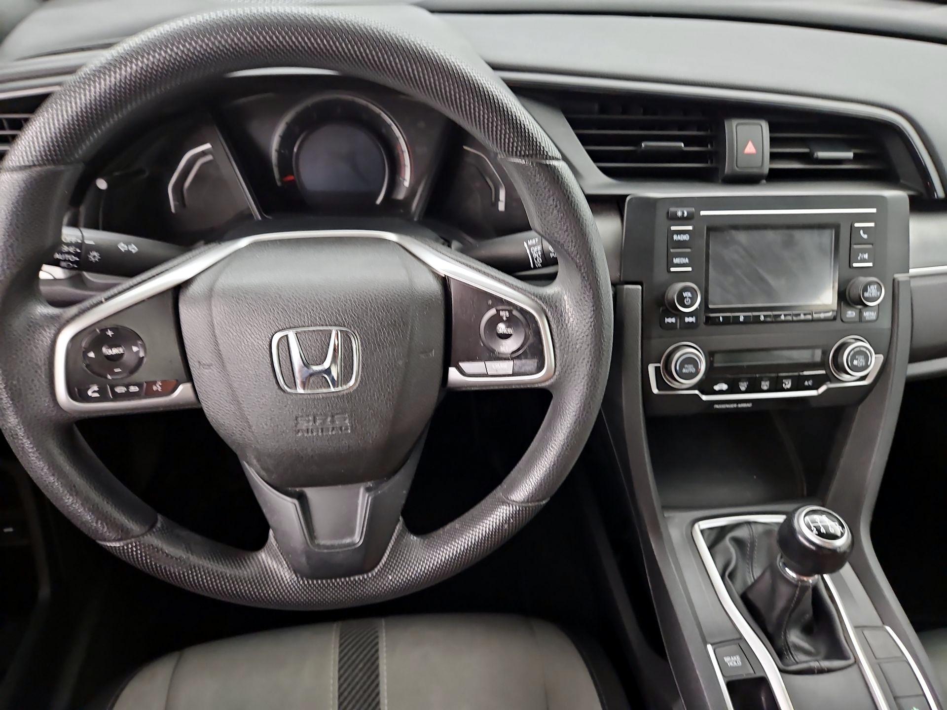 Thumbnail: 2016 Honda Civic - 9