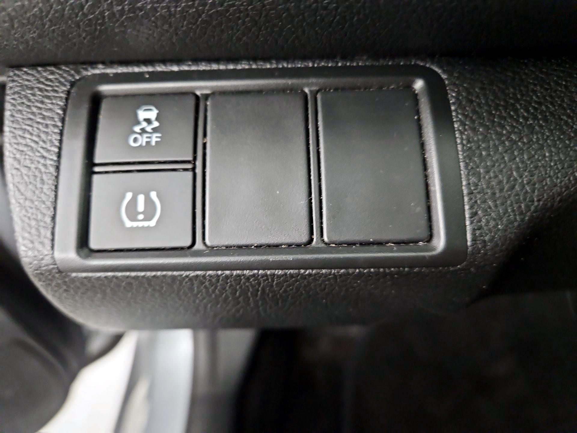 Thumbnail: 2016 Honda Civic - 13