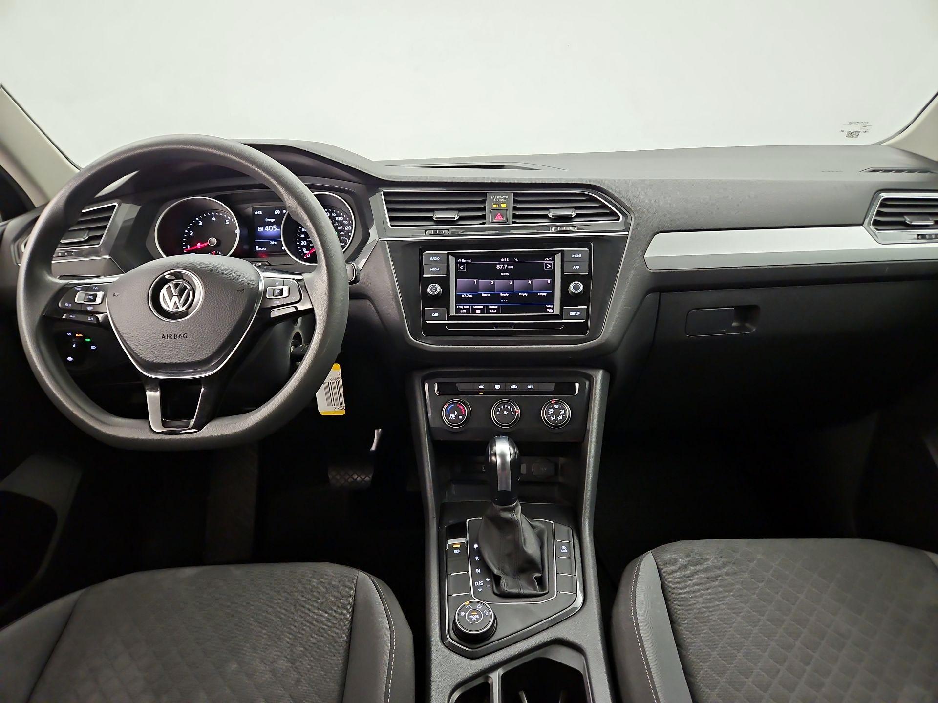 Thumbnail: 2019 Volkswagen Tiguan - 9