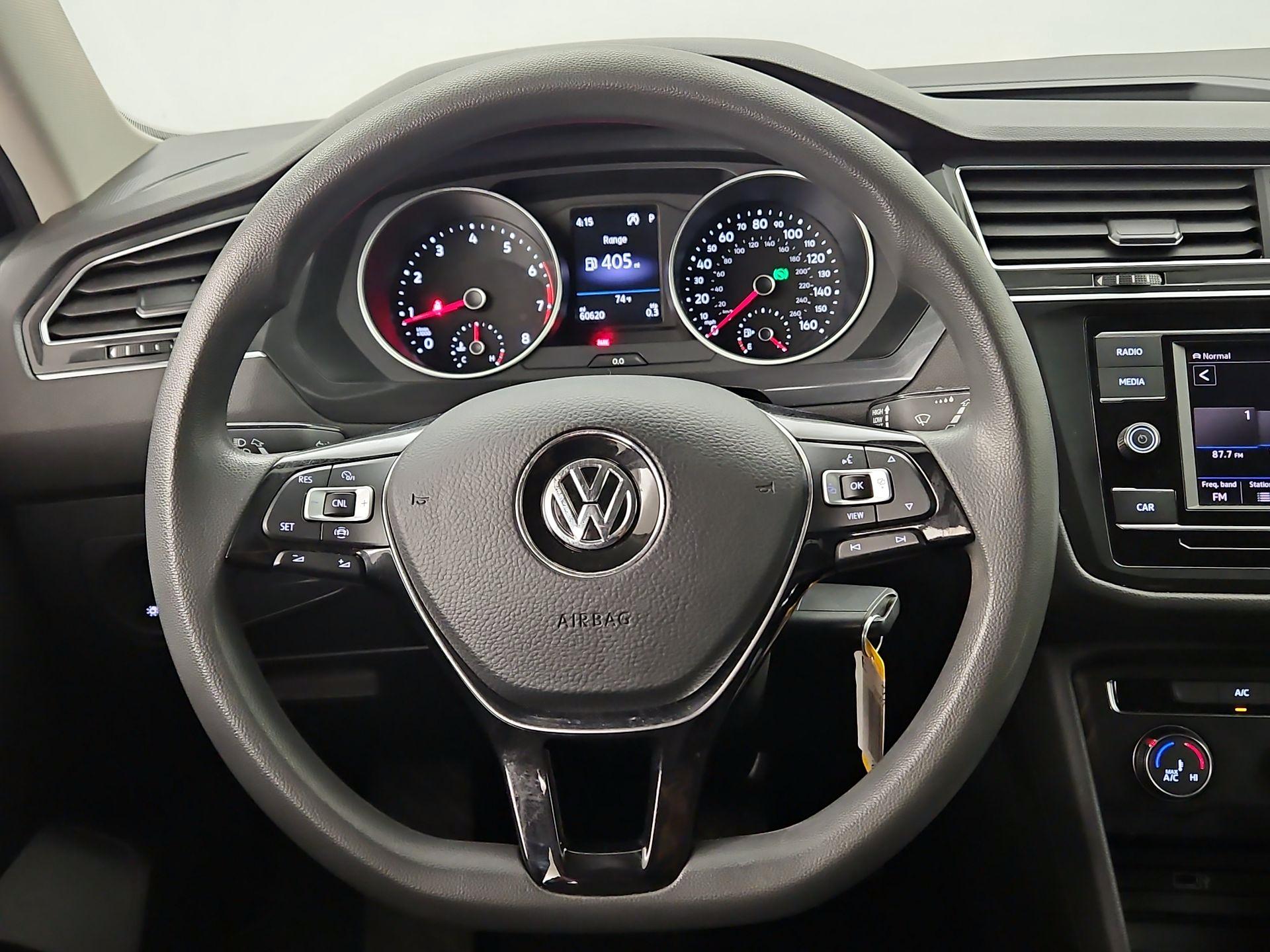Thumbnail: 2019 Volkswagen Tiguan - 10