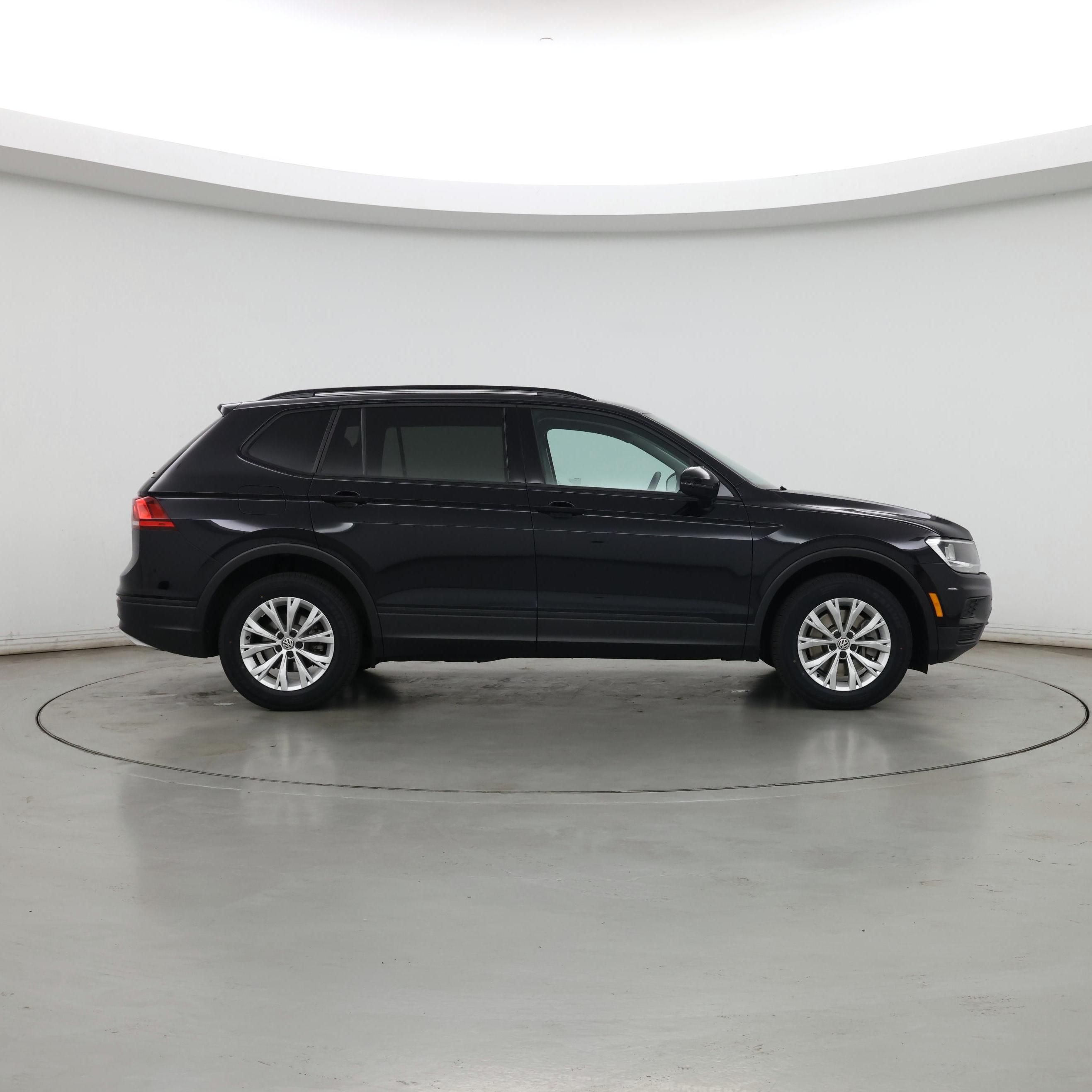 Thumbnail: 2019 Volkswagen Tiguan - 7