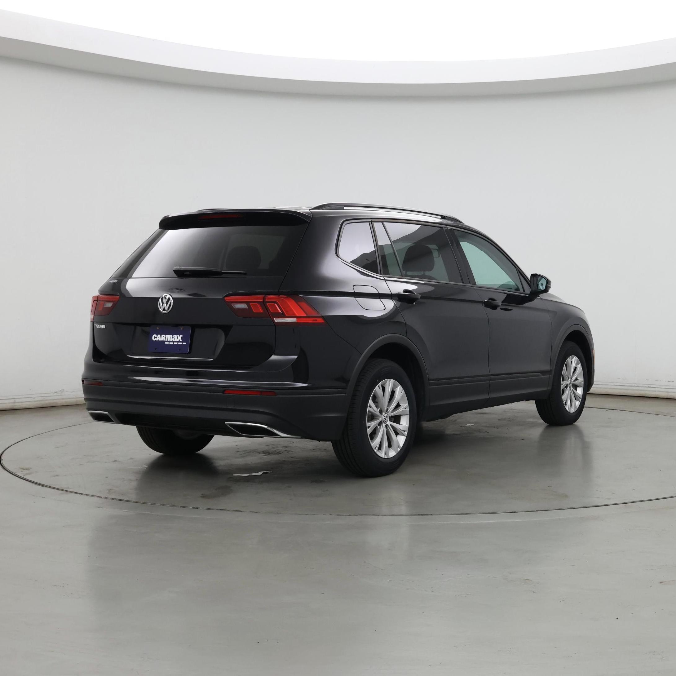 Thumbnail: 2019 Volkswagen Tiguan - 8