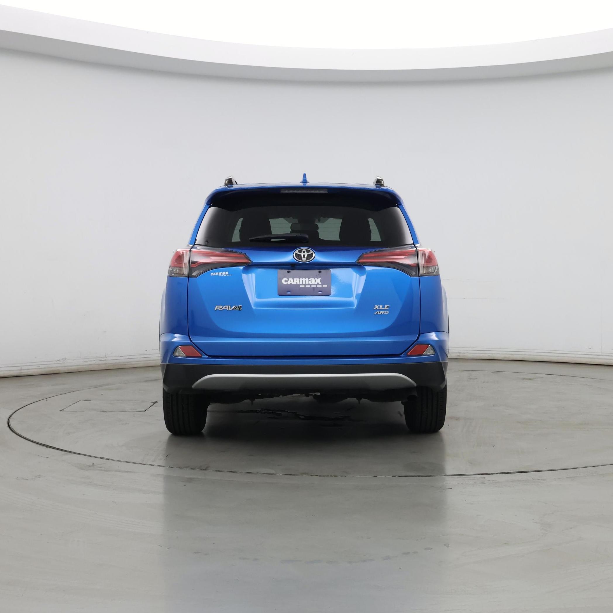 Thumbnail: 2018 Toyota RAV4 - 6