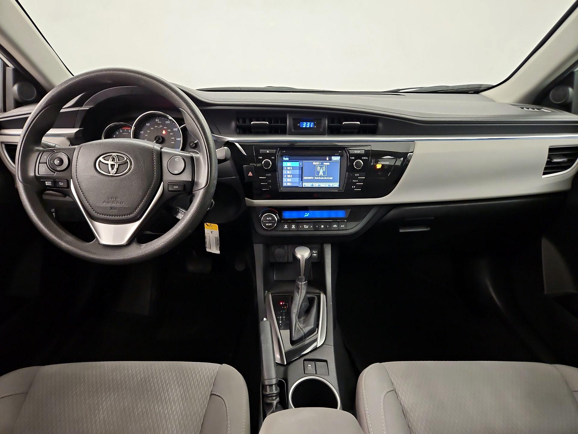 Thumbnail: 2015 Toyota Corolla - 9