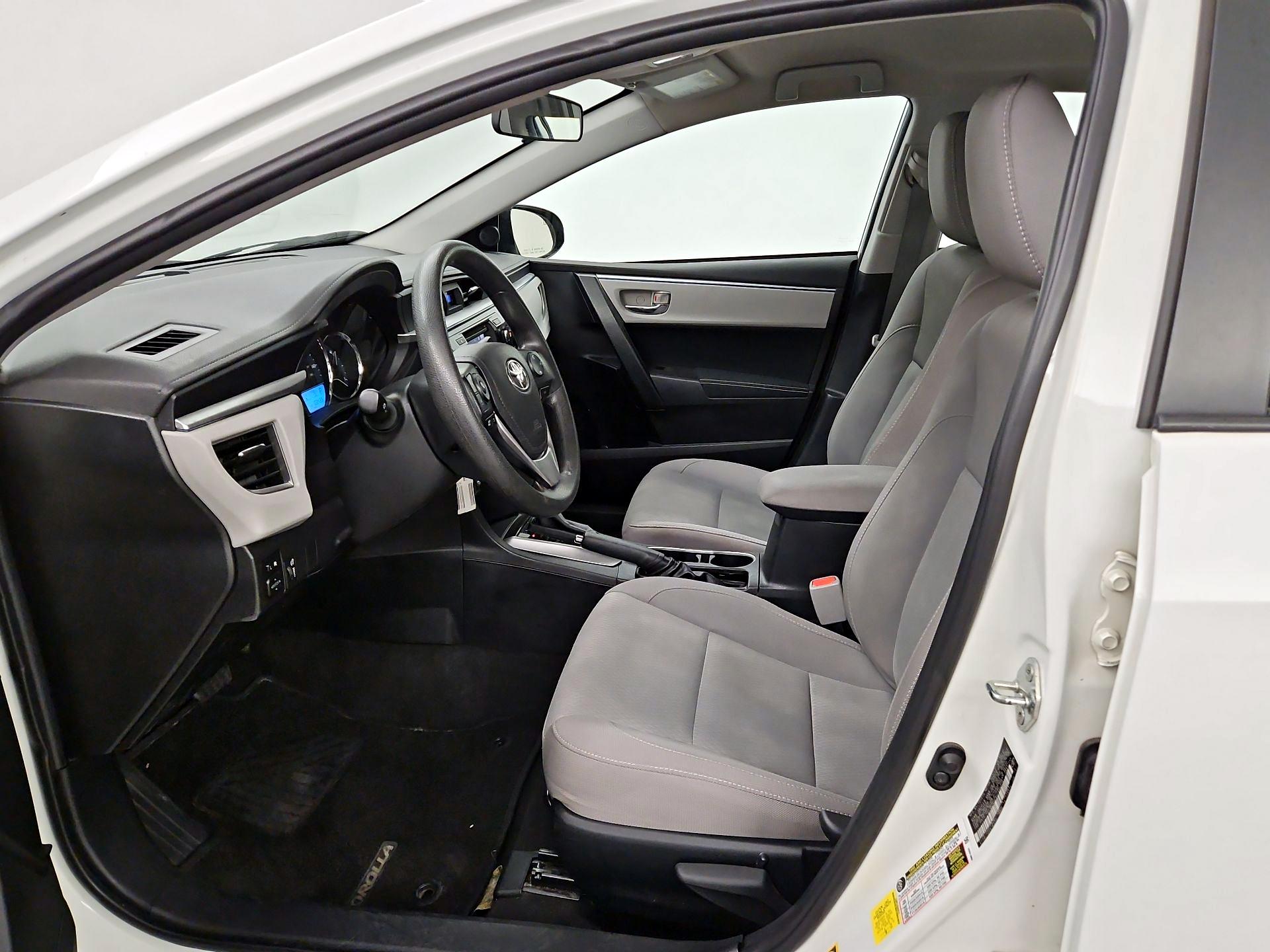 Thumbnail: 2015 Toyota Corolla - 11