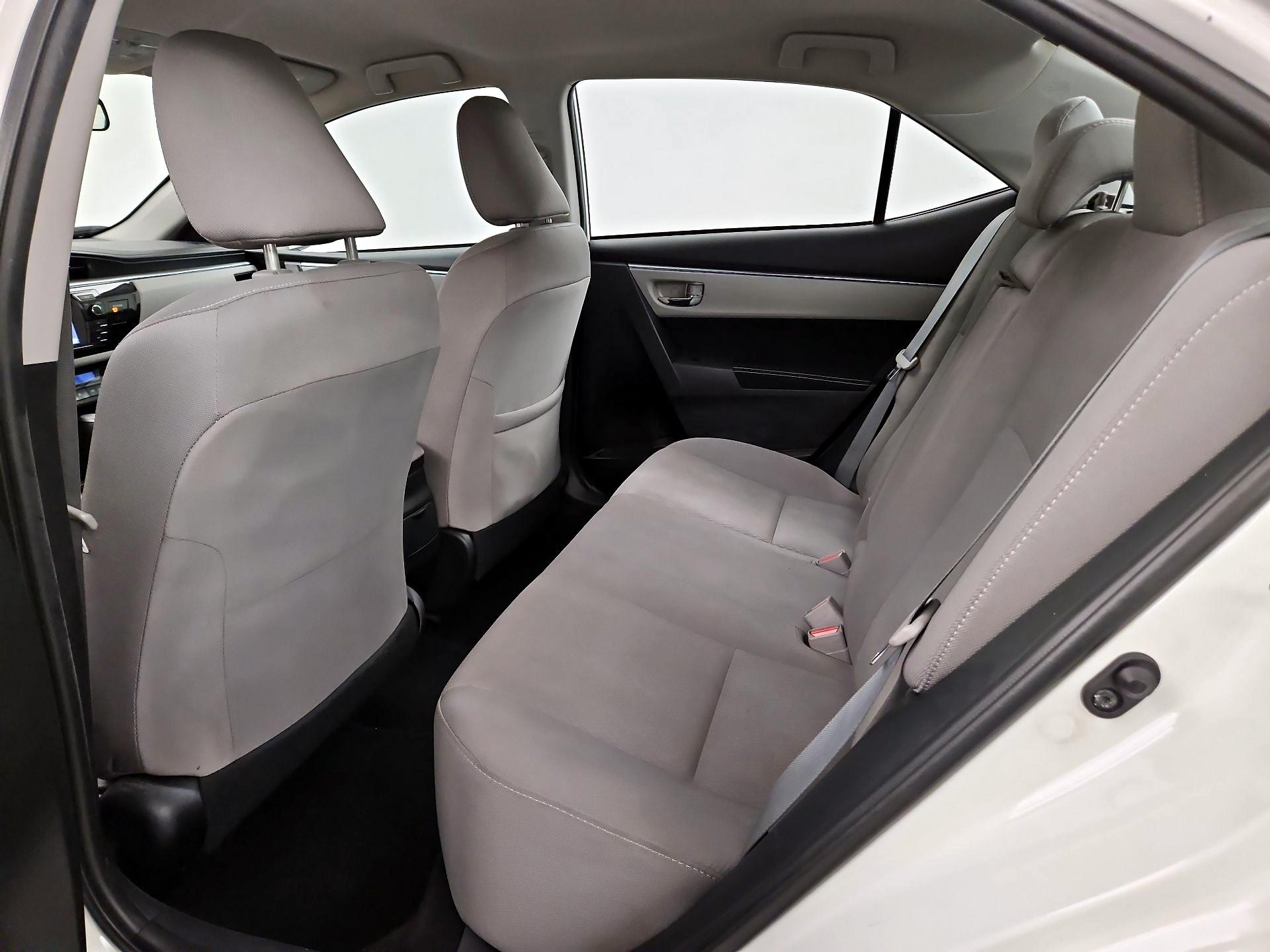 Thumbnail: 2015 Toyota Corolla - 19
