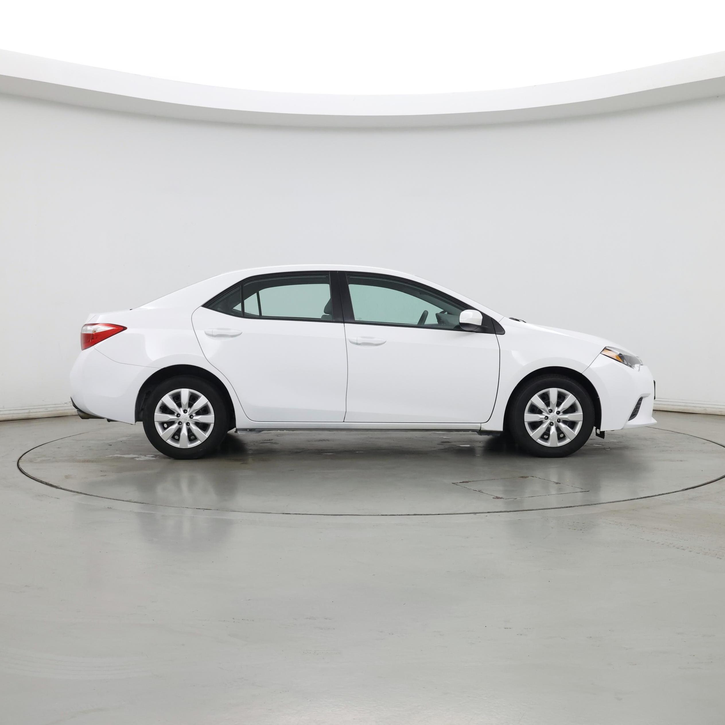 Thumbnail: 2015 Toyota Corolla - 7