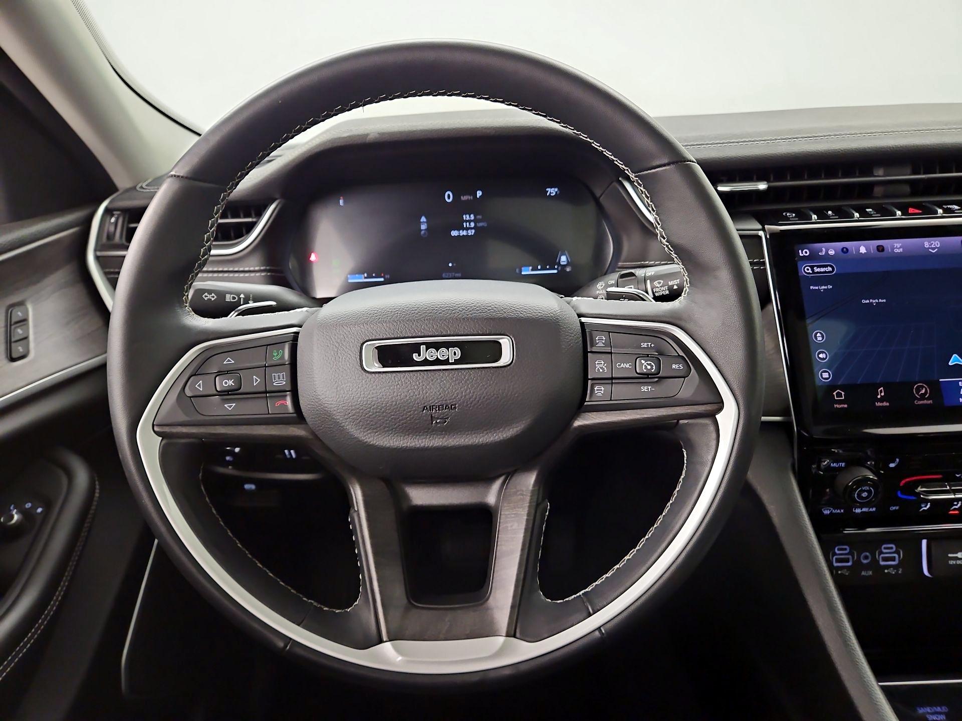 Thumbnail: 2022 Jeep Grand Cherokee - 10