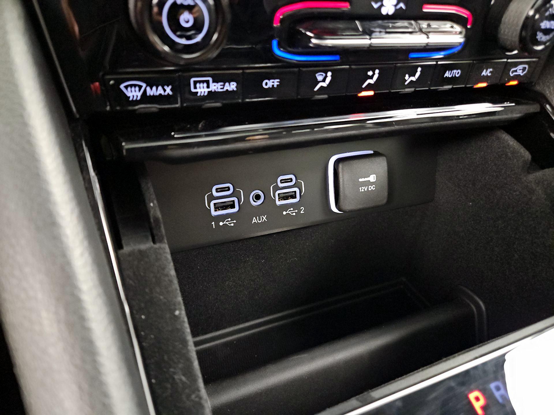 Thumbnail: 2022 Jeep Grand Cherokee - 19