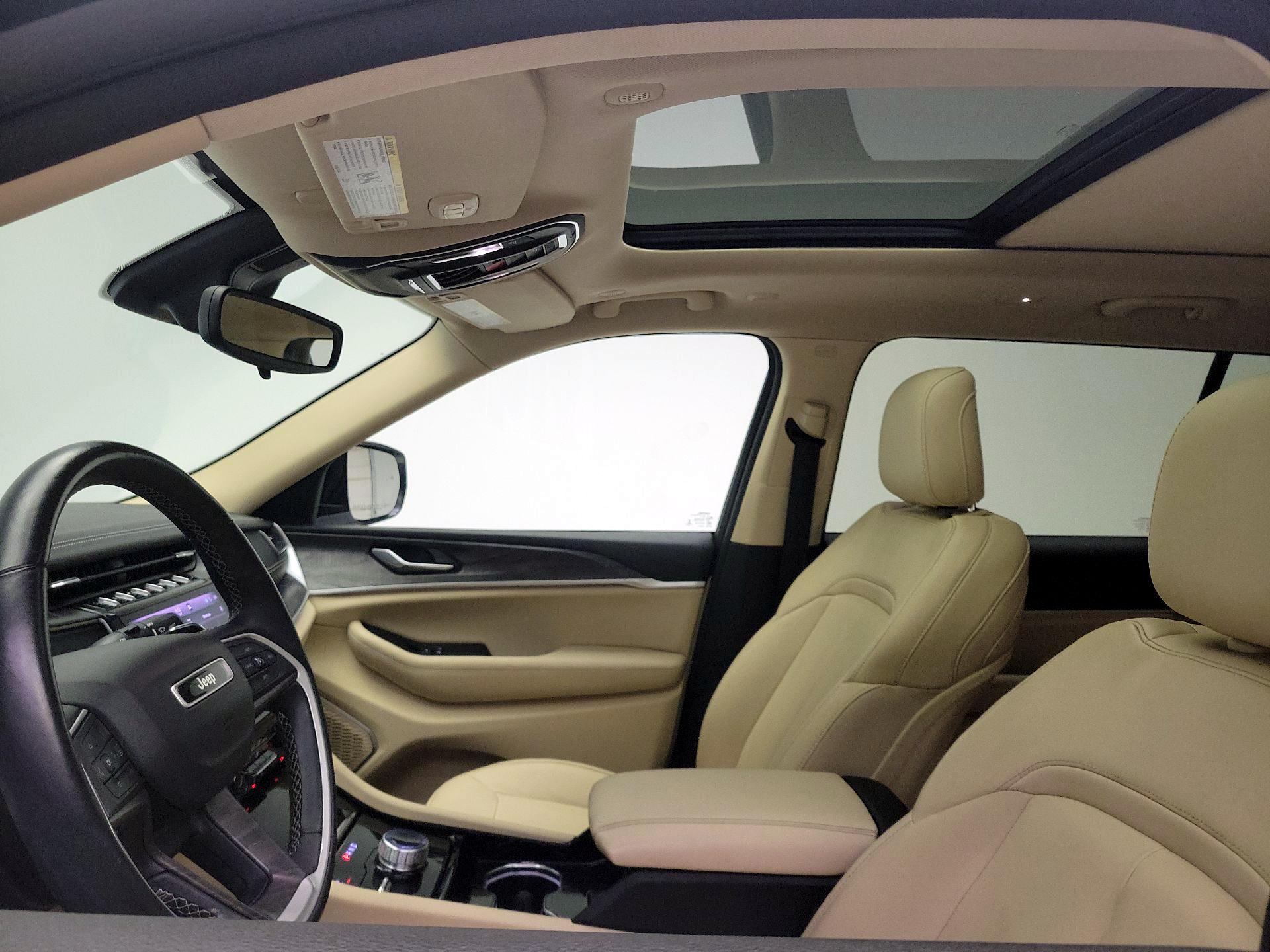Thumbnail: 2021 Jeep Grand Cherokee L - 20