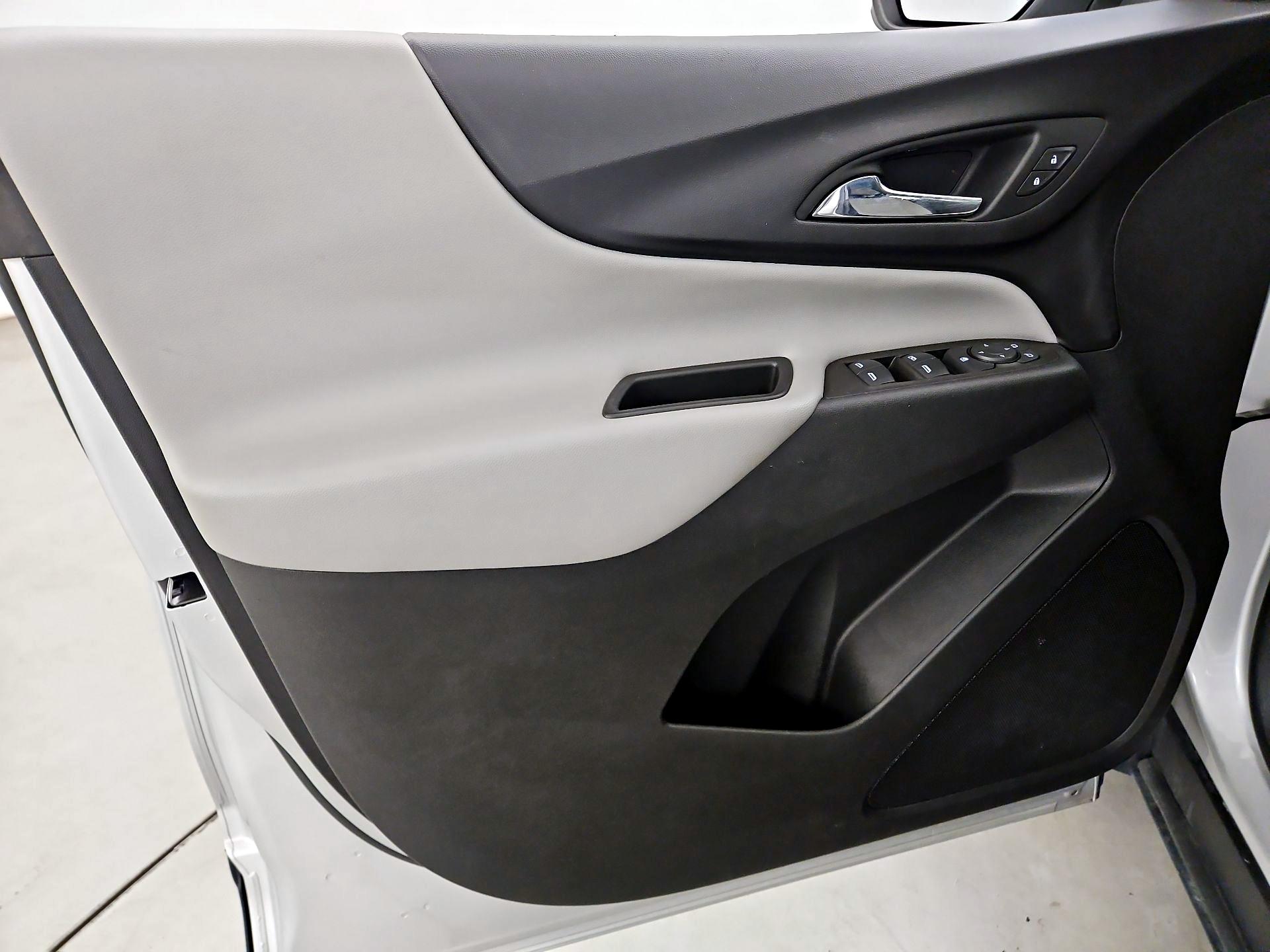 Thumbnail: 2021 Chevrolet Equinox - 12