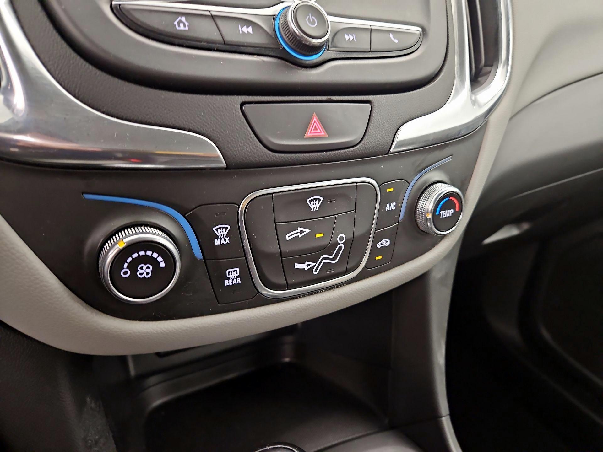 Thumbnail: 2021 Chevrolet Equinox - 16